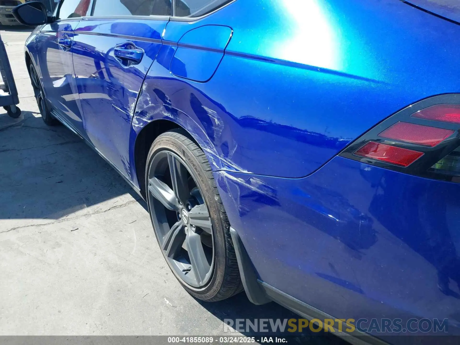 19 Photograph of a damaged car 1HGCY2F72PA024702 HONDA ACCORD 2023