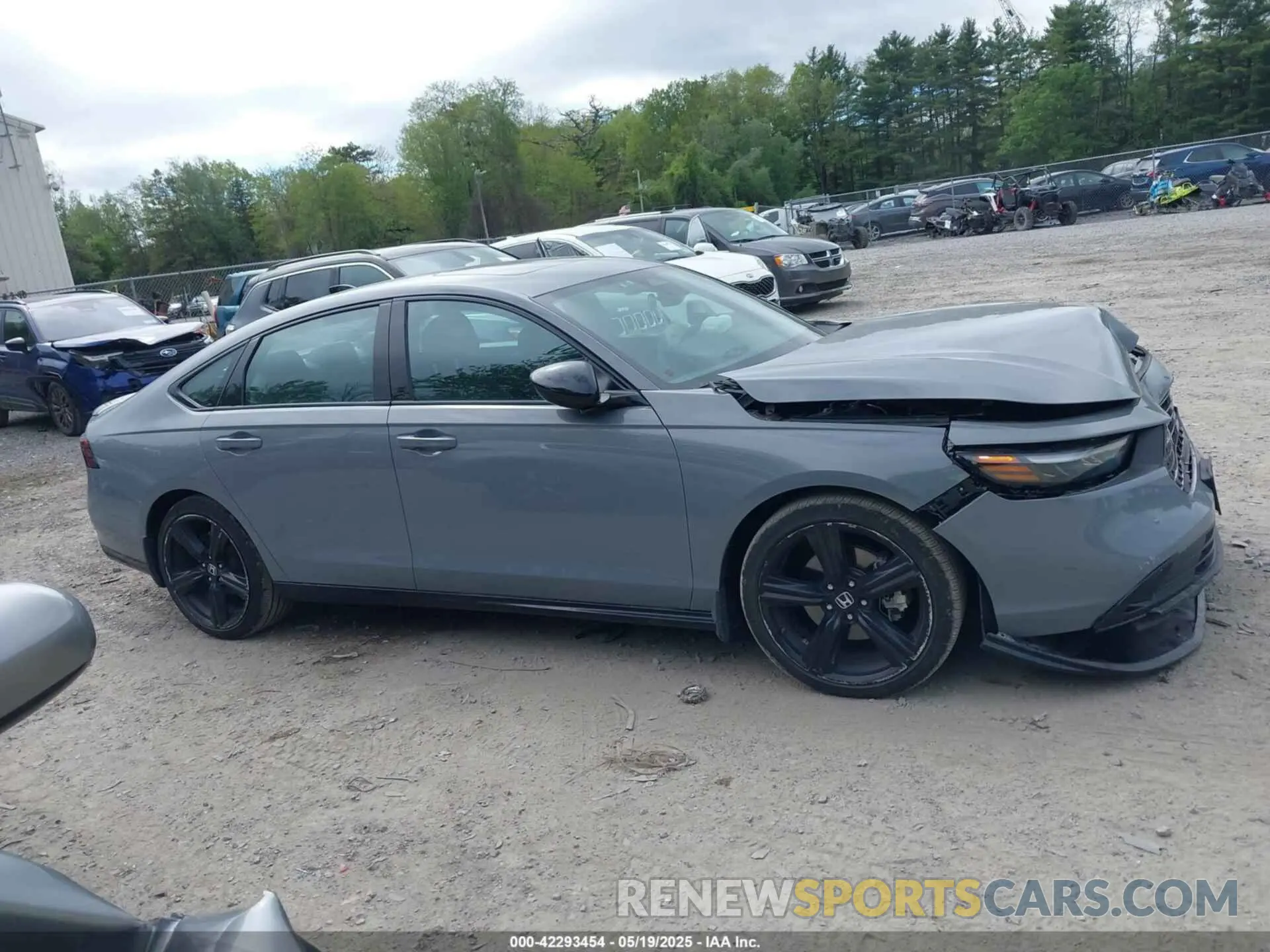 13 Photograph of a damaged car 1HGCY2F74PA002992 HONDA ACCORD 2023