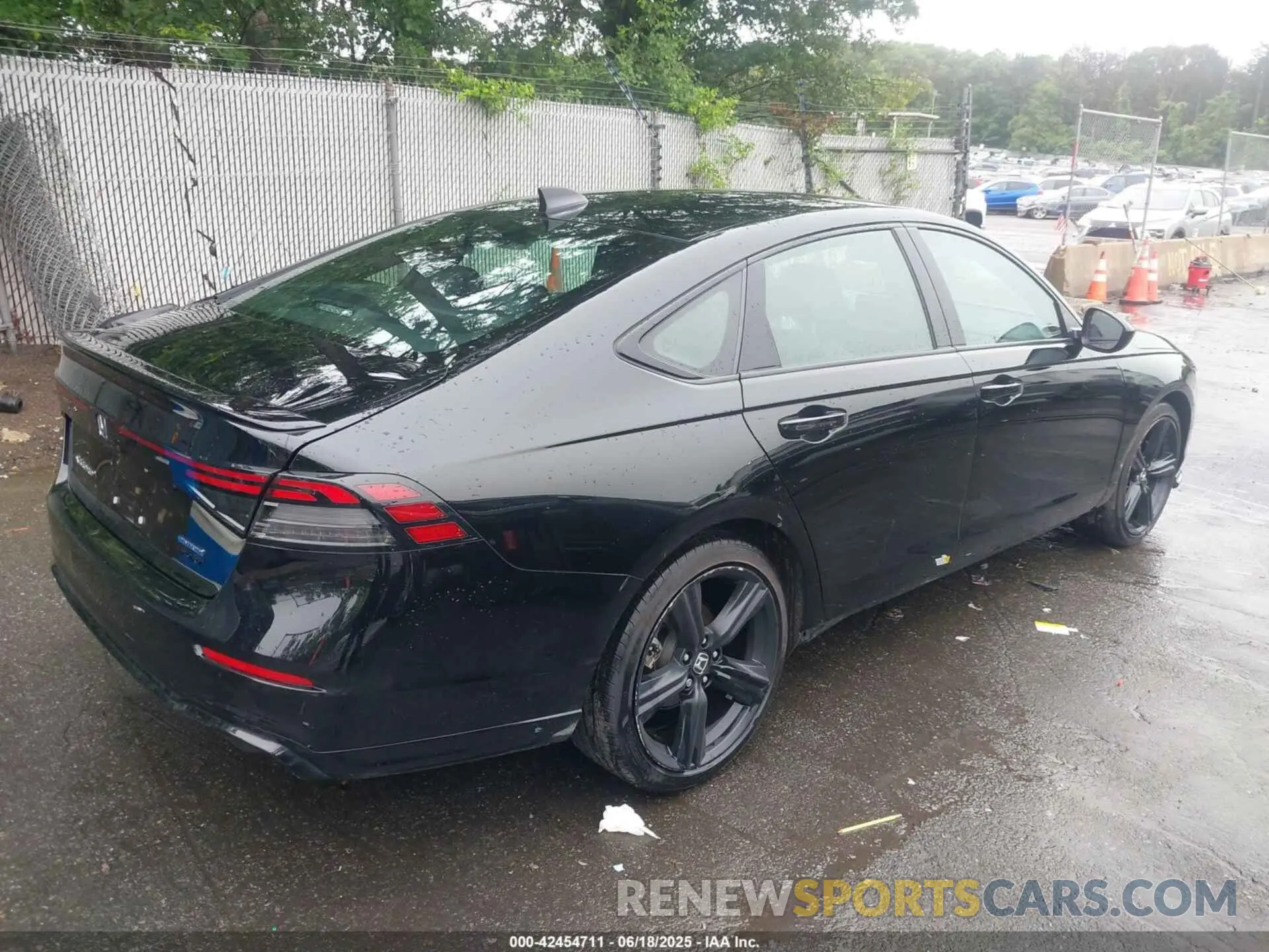 4 Photograph of a damaged car 1HGCY2F77PA034108 HONDA ACCORD 2023