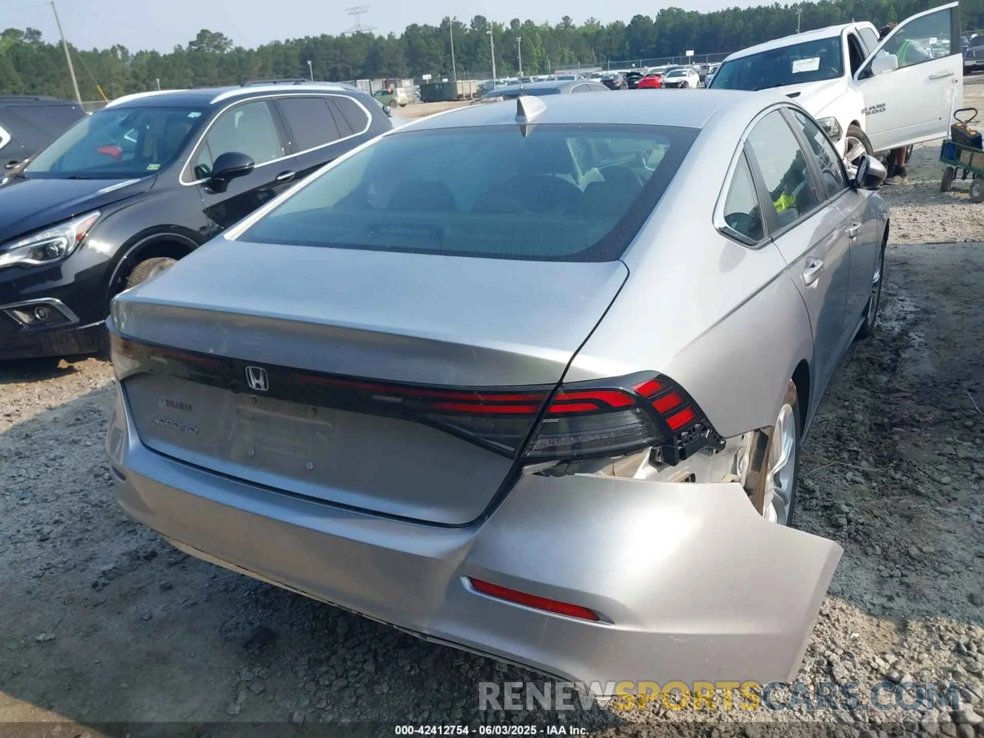 16 Photograph of a damaged car 1HGCY1F20RA069106 HONDA ACCORD 2024
