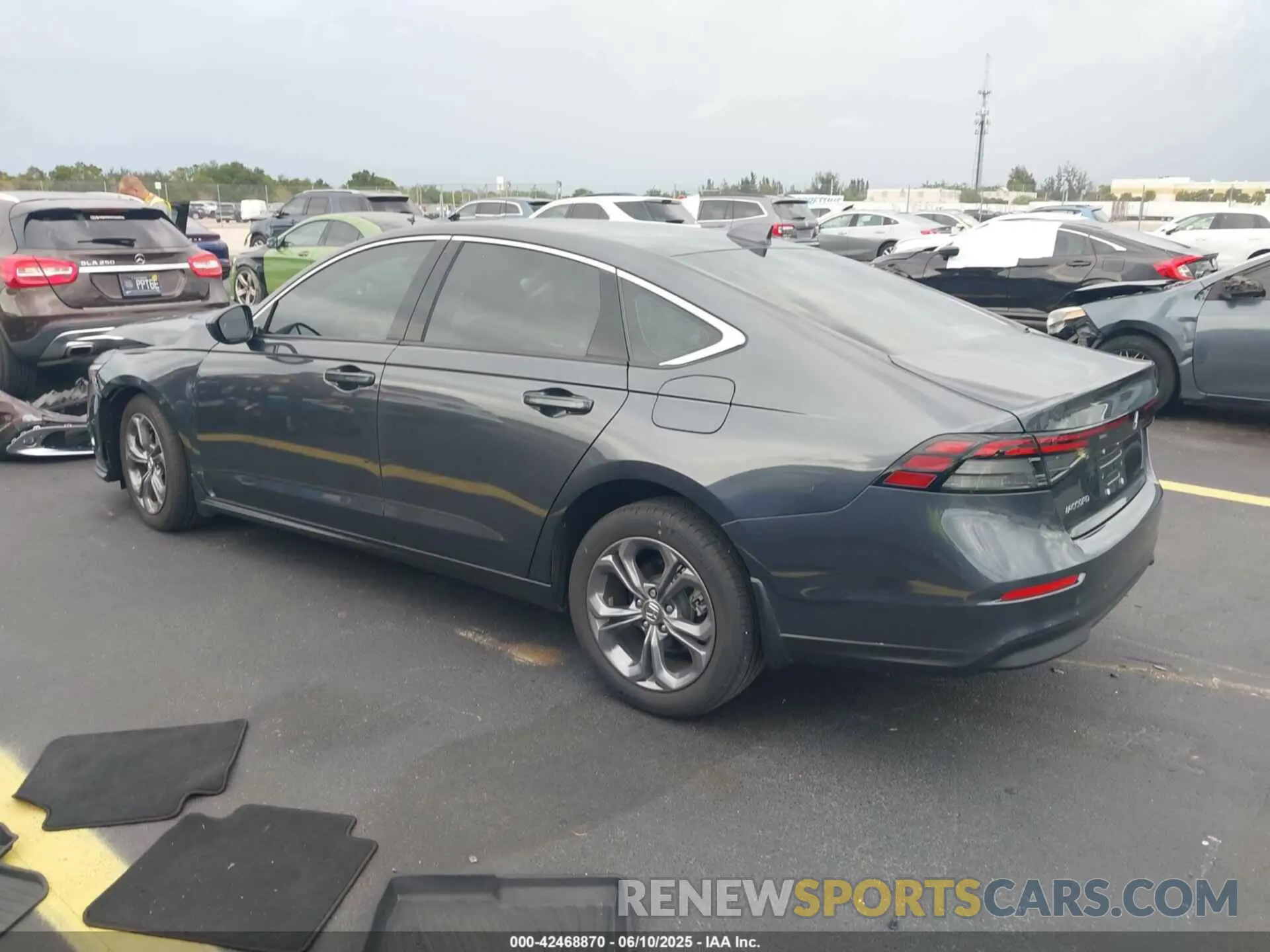 3 Photograph of a damaged car 1HGCY1F30RA064027 HONDA ACCORD 2024