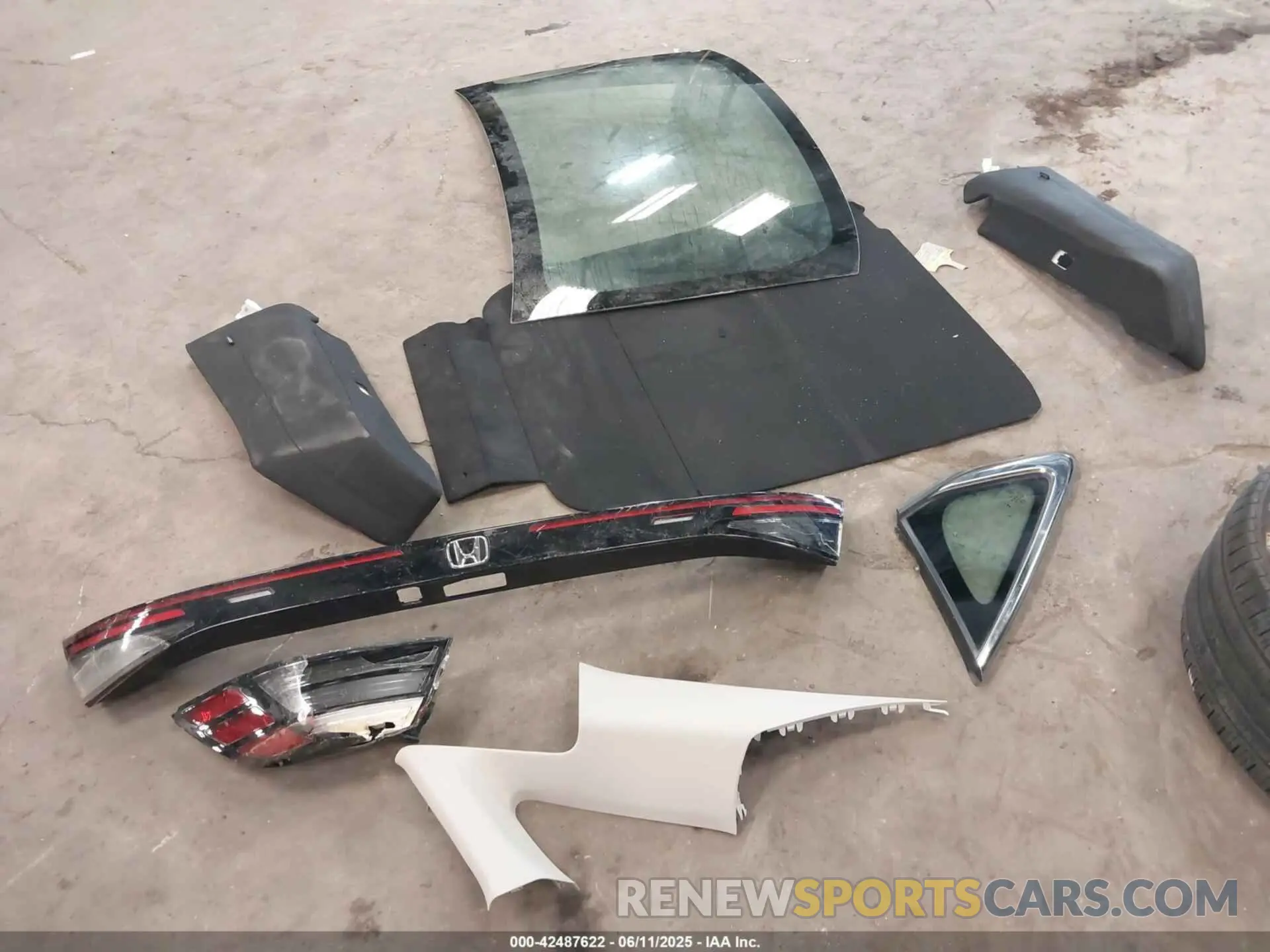 20 Photograph of a damaged car 1HGCY1F34RA011704 HONDA ACCORD 2024
