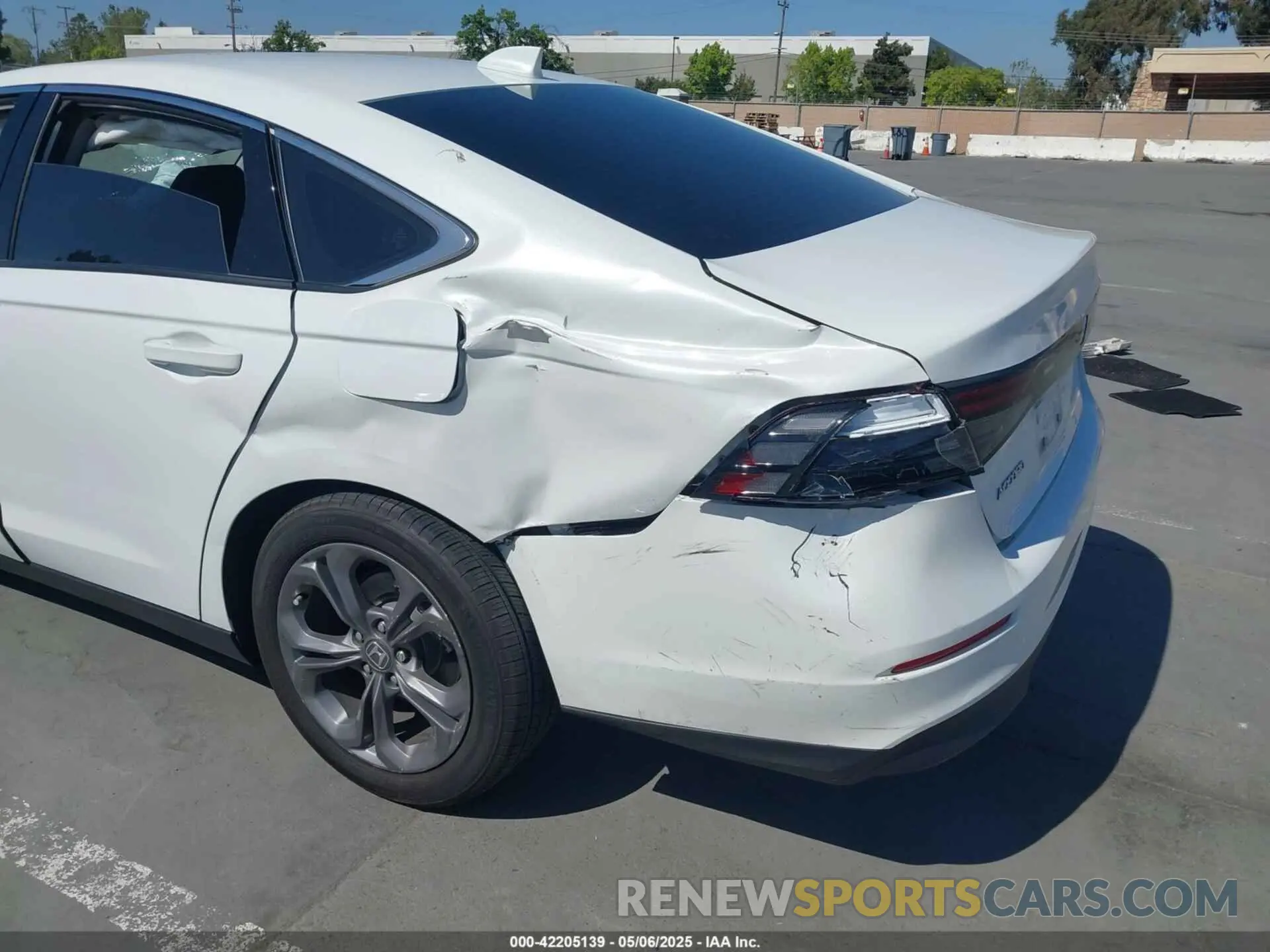19 Photograph of a damaged car 1HGCY1F34RA085253 HONDA ACCORD 2024