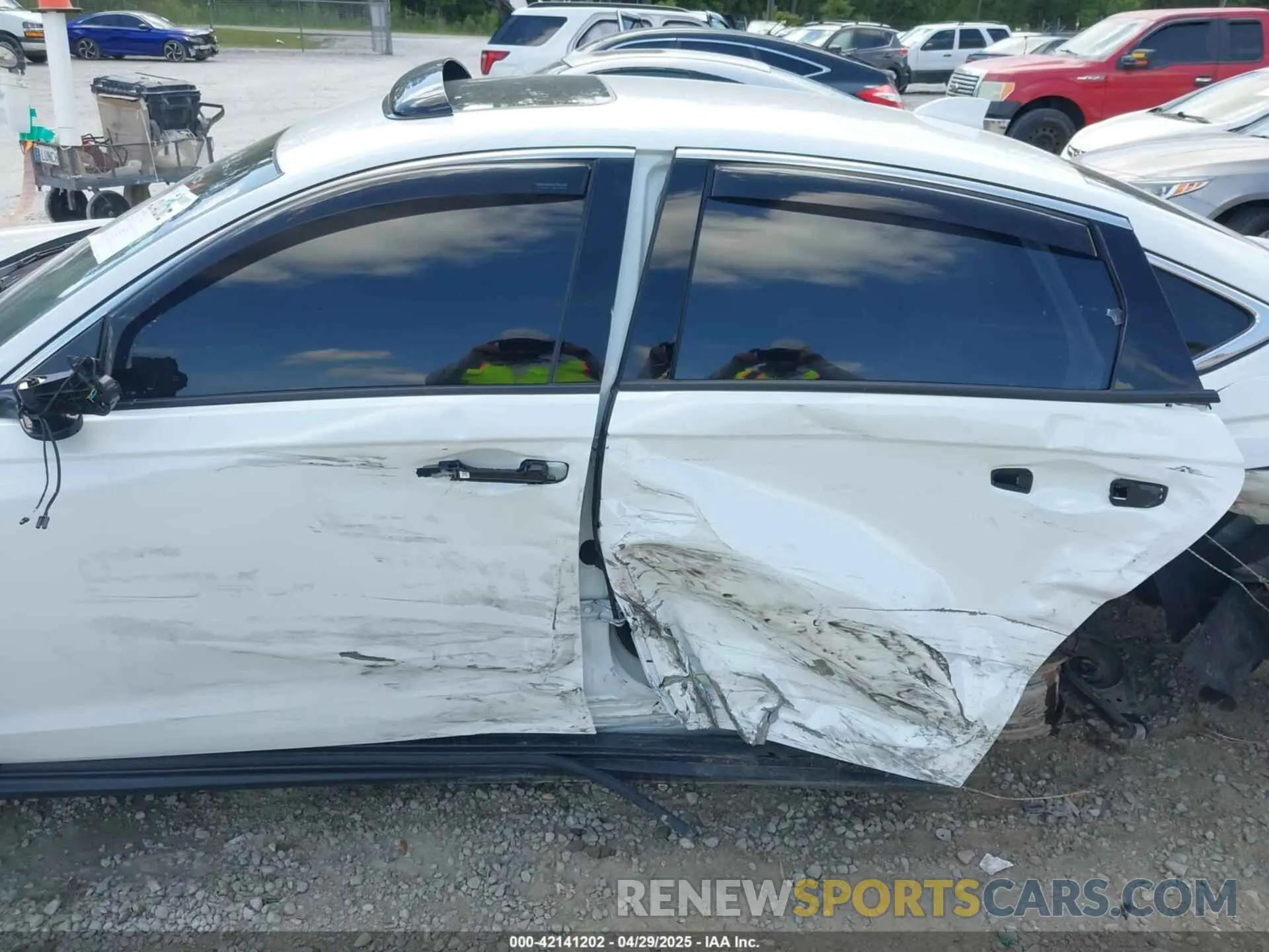 15 Photograph of a damaged car 1HGCY1F35RA002011 HONDA ACCORD 2024