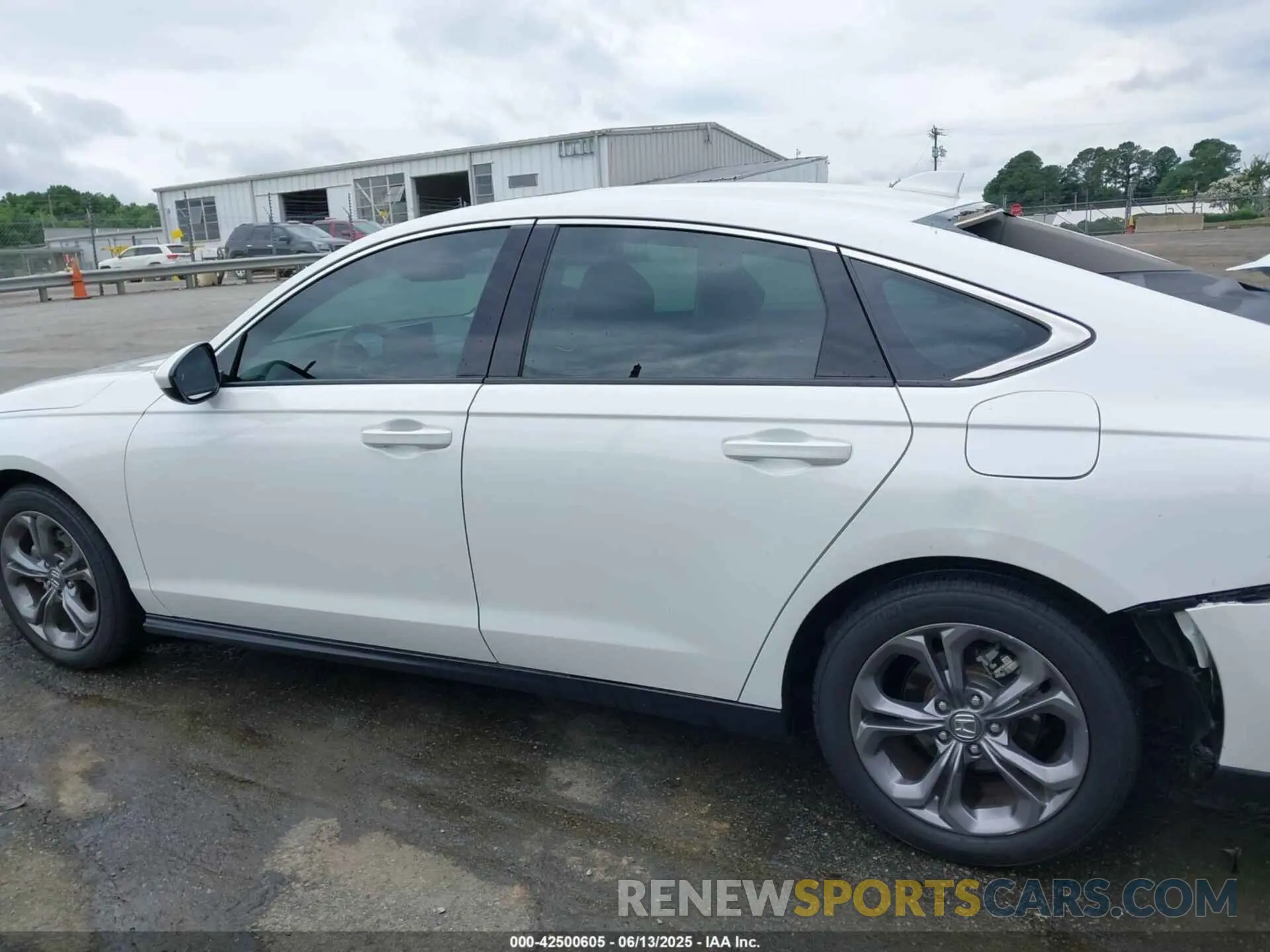 14 Photograph of a damaged car 1HGCY1F35RA026499 HONDA ACCORD 2024