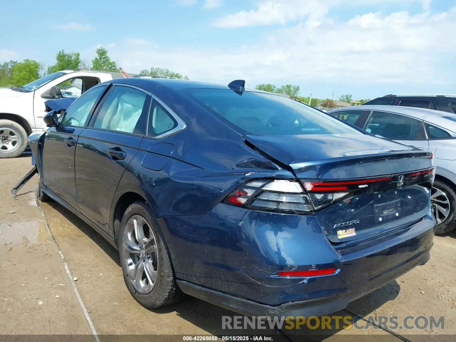 3 Photograph of a damaged car 1HGCY1F35RA032013 HONDA ACCORD 2024
