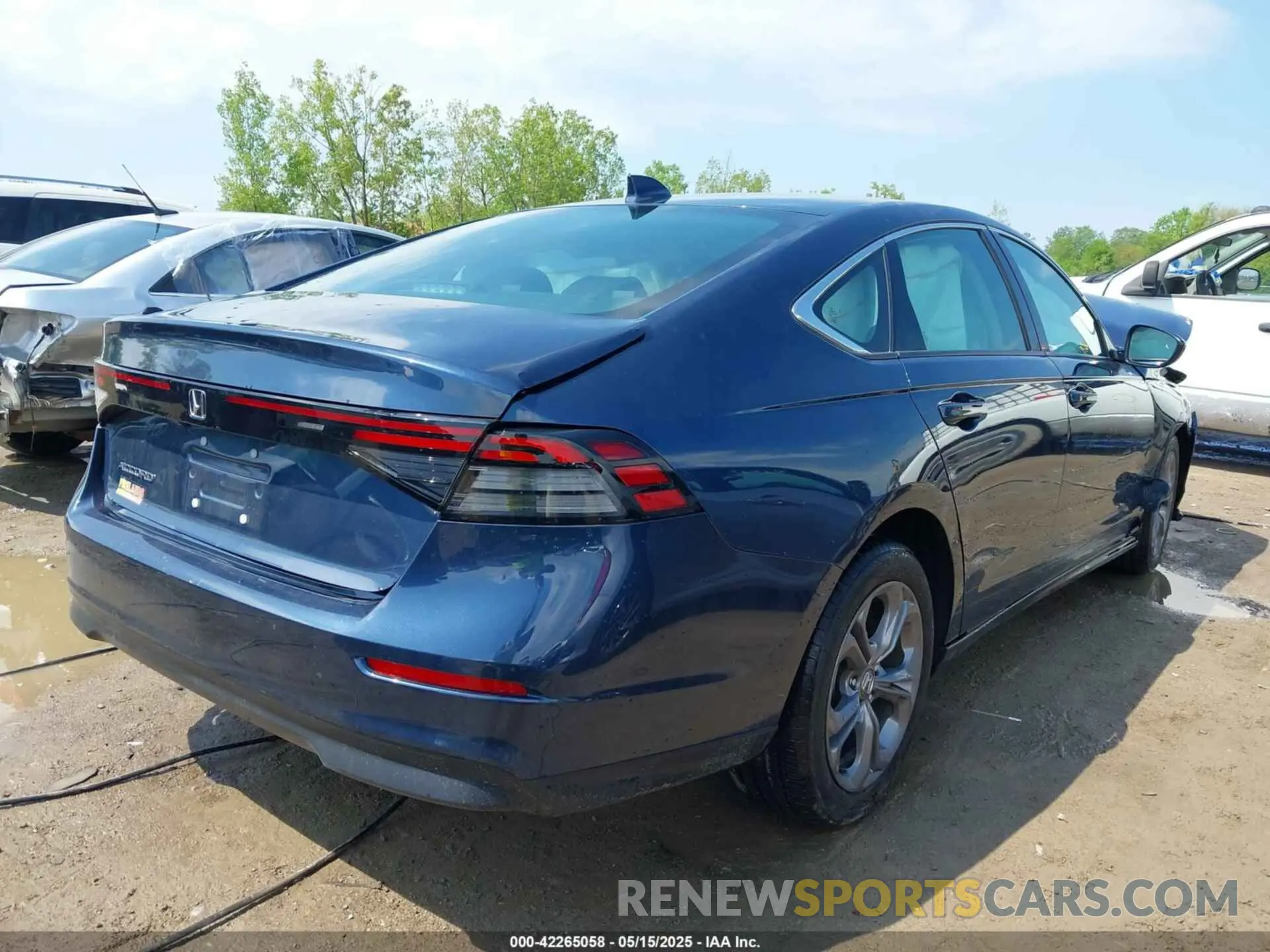 4 Photograph of a damaged car 1HGCY1F35RA032013 HONDA ACCORD 2024