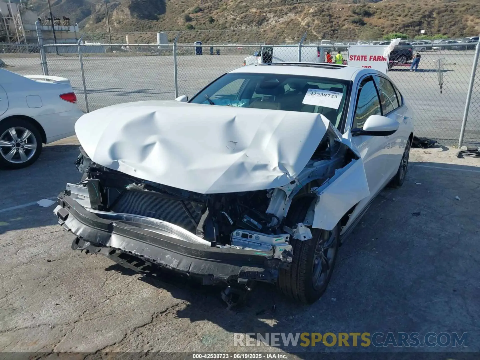 2 Photograph of a damaged car 1HGCY1F39RA085314 HONDA ACCORD 2024