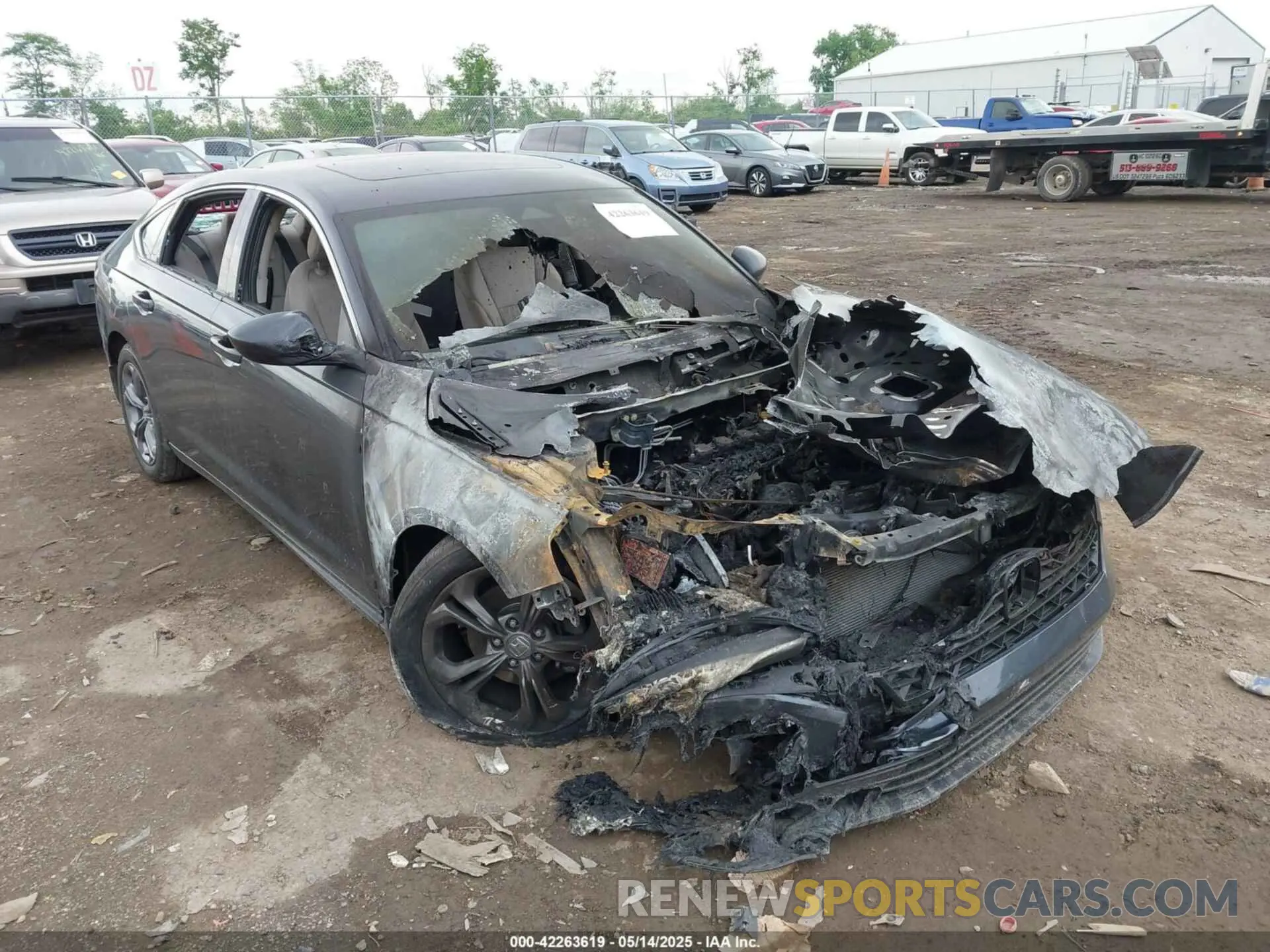 1 Photograph of a damaged car 1HGCY1F39RA092019 HONDA ACCORD 2024