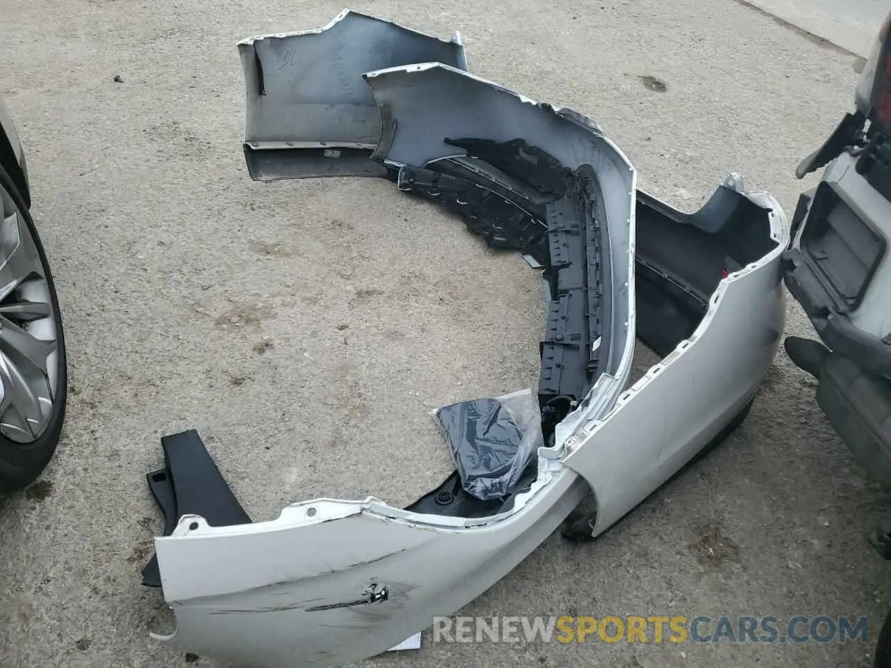 12 Photograph of a damaged car 1HGCY2F50RA022061 HONDA ACCORD 2024