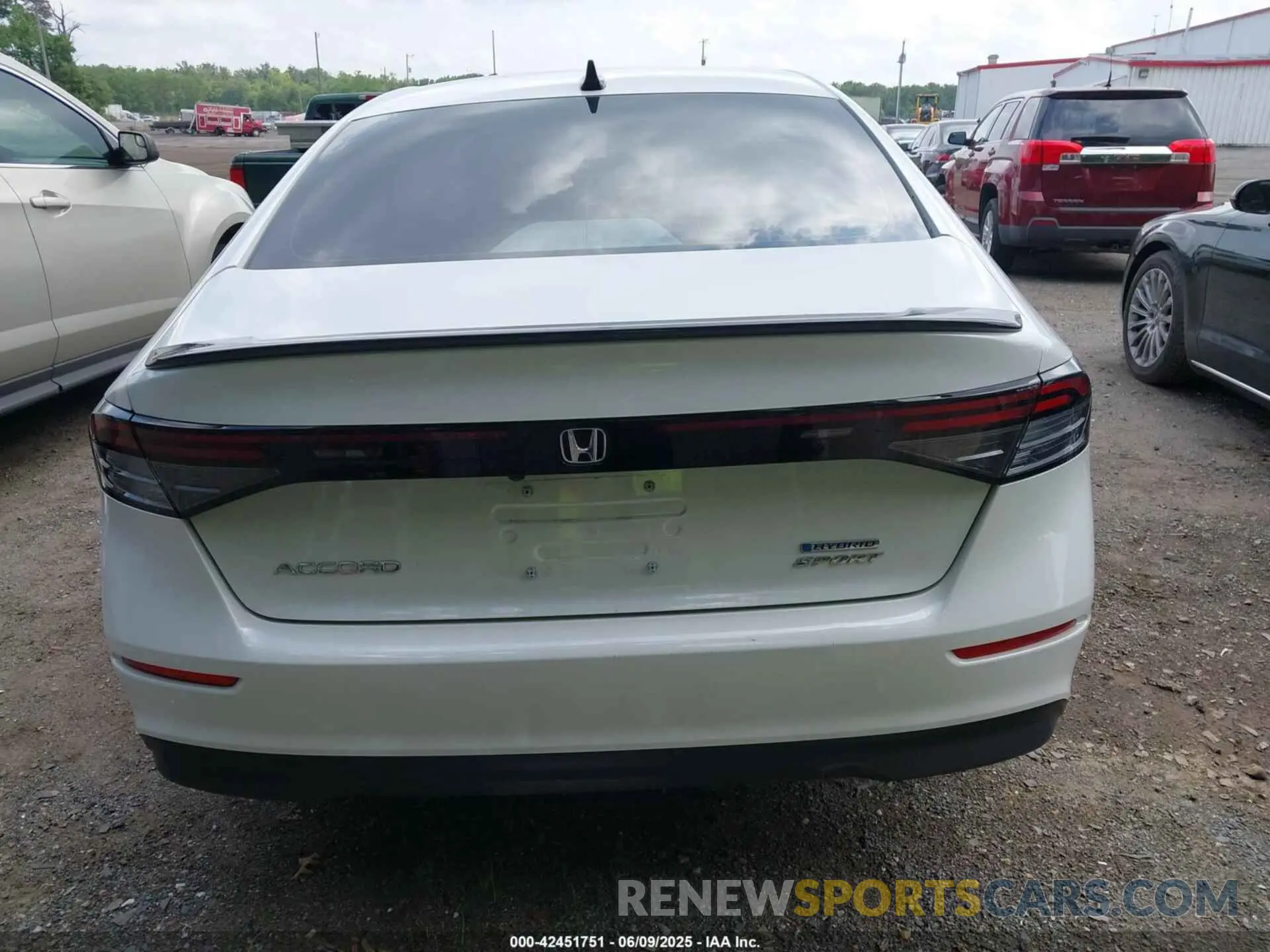 16 Photograph of a damaged car 1HGCY2F56RA082538 HONDA ACCORD 2024