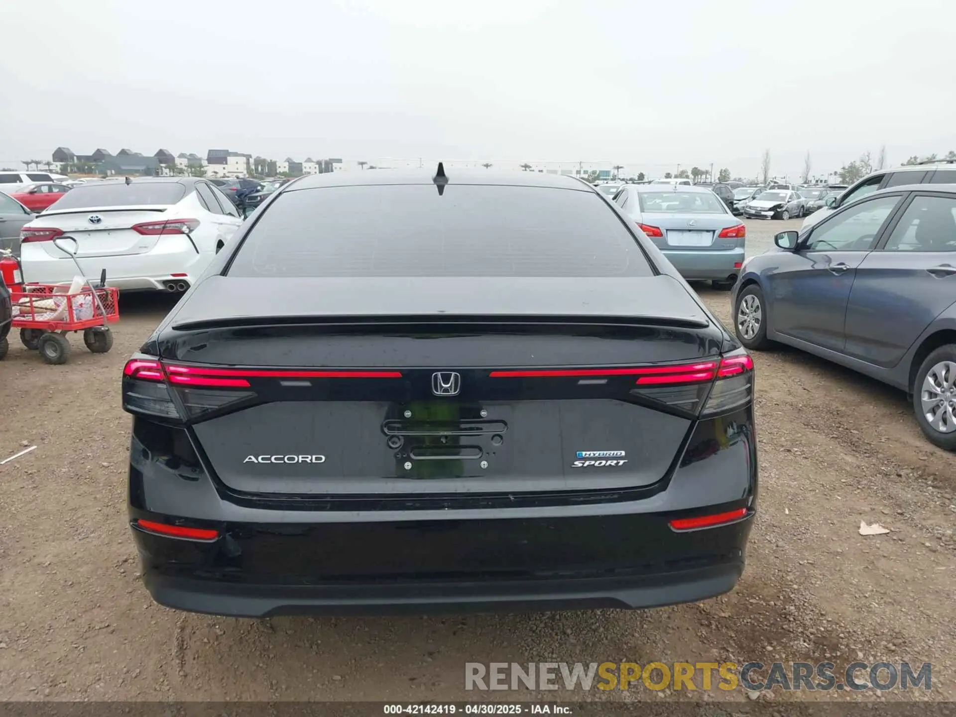 16 Photograph of a damaged car 1HGCY2F57RA009940 HONDA ACCORD 2024