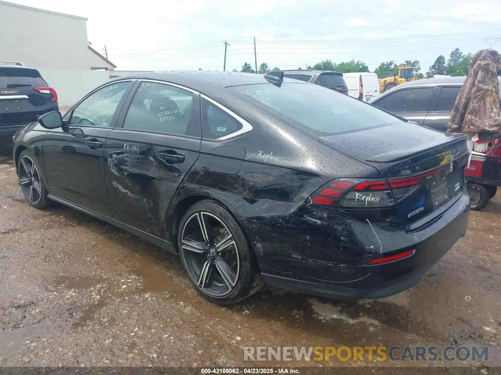 3 Photograph of a damaged car 1HGCY2F57RA046437 HONDA ACCORD 2024