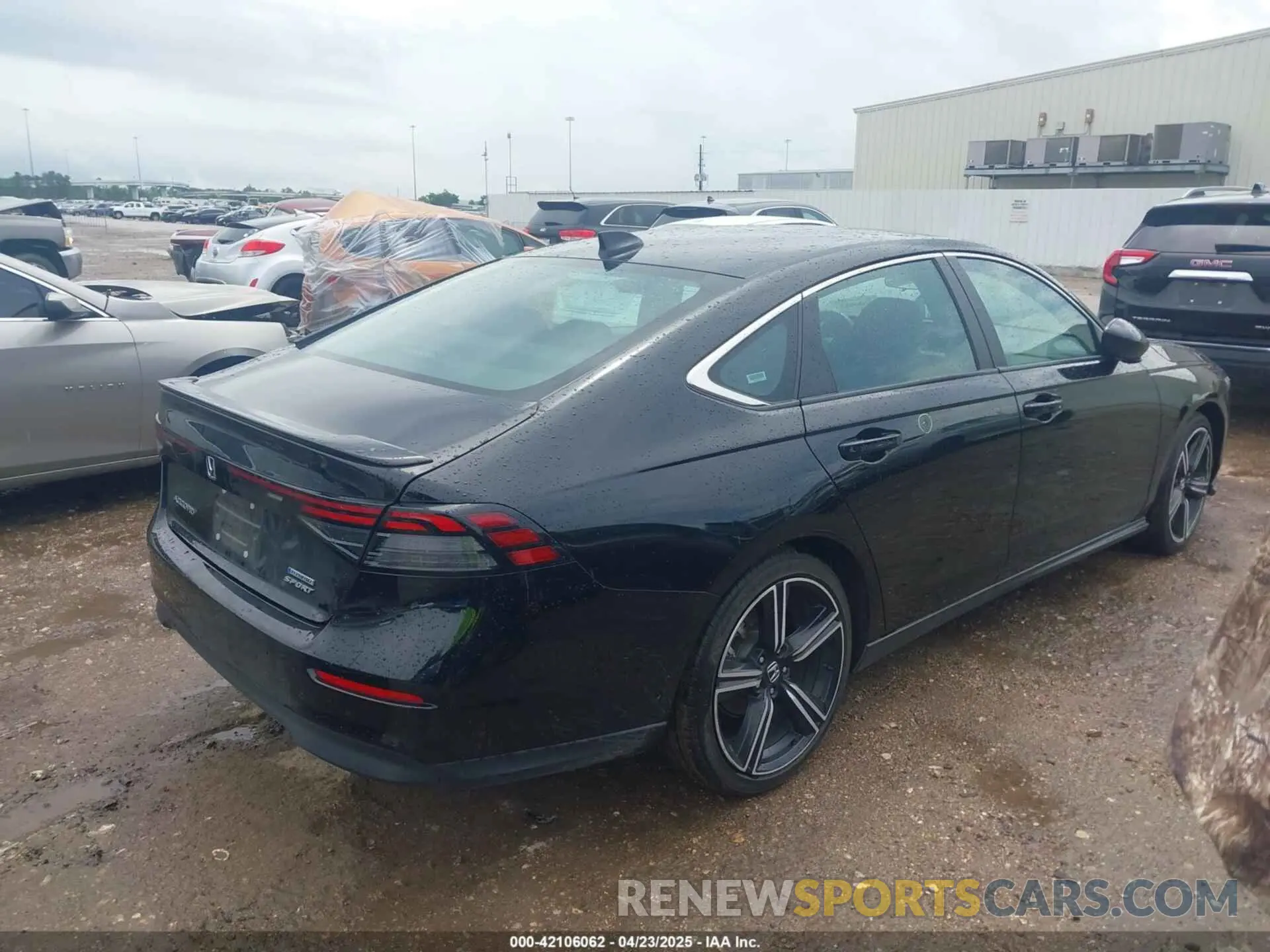 4 Photograph of a damaged car 1HGCY2F57RA046437 HONDA ACCORD 2024
