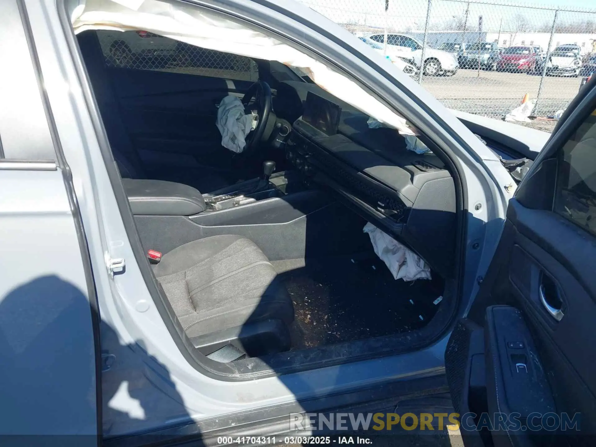 5 Photograph of a damaged car 1HGCY2F59RA019823 HONDA ACCORD 2024