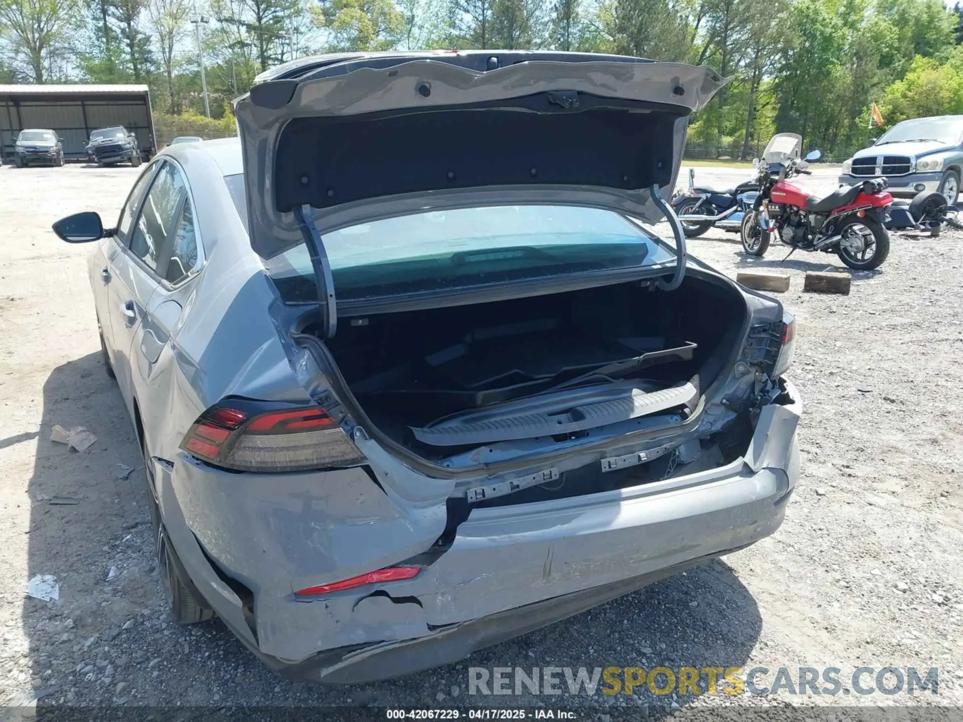 6 Photograph of a damaged car 1HGCY2F5XRA056296 HONDA ACCORD 2024