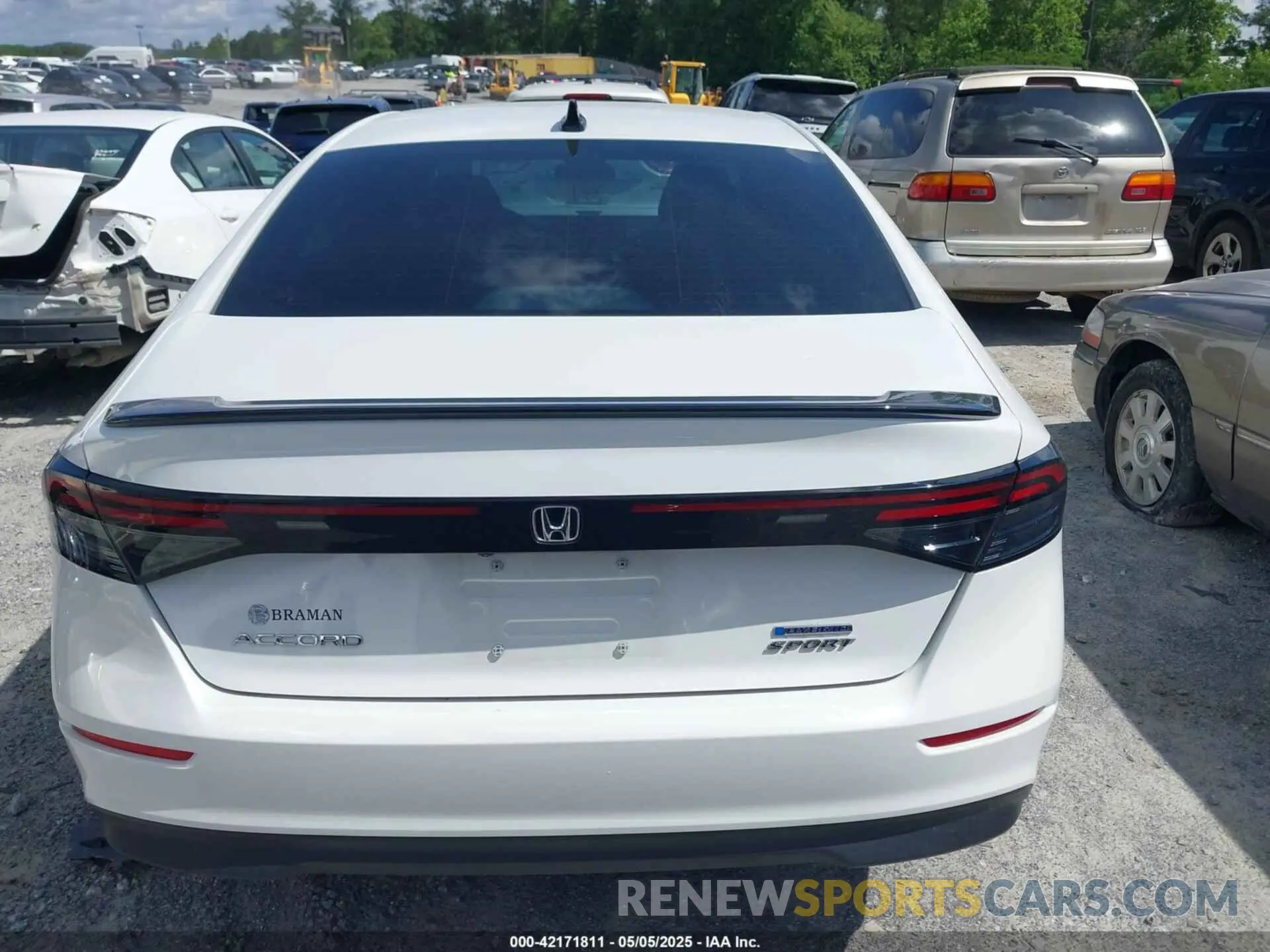 16 Photograph of a damaged car 1HGCY2F5XRA092554 HONDA ACCORD 2024
