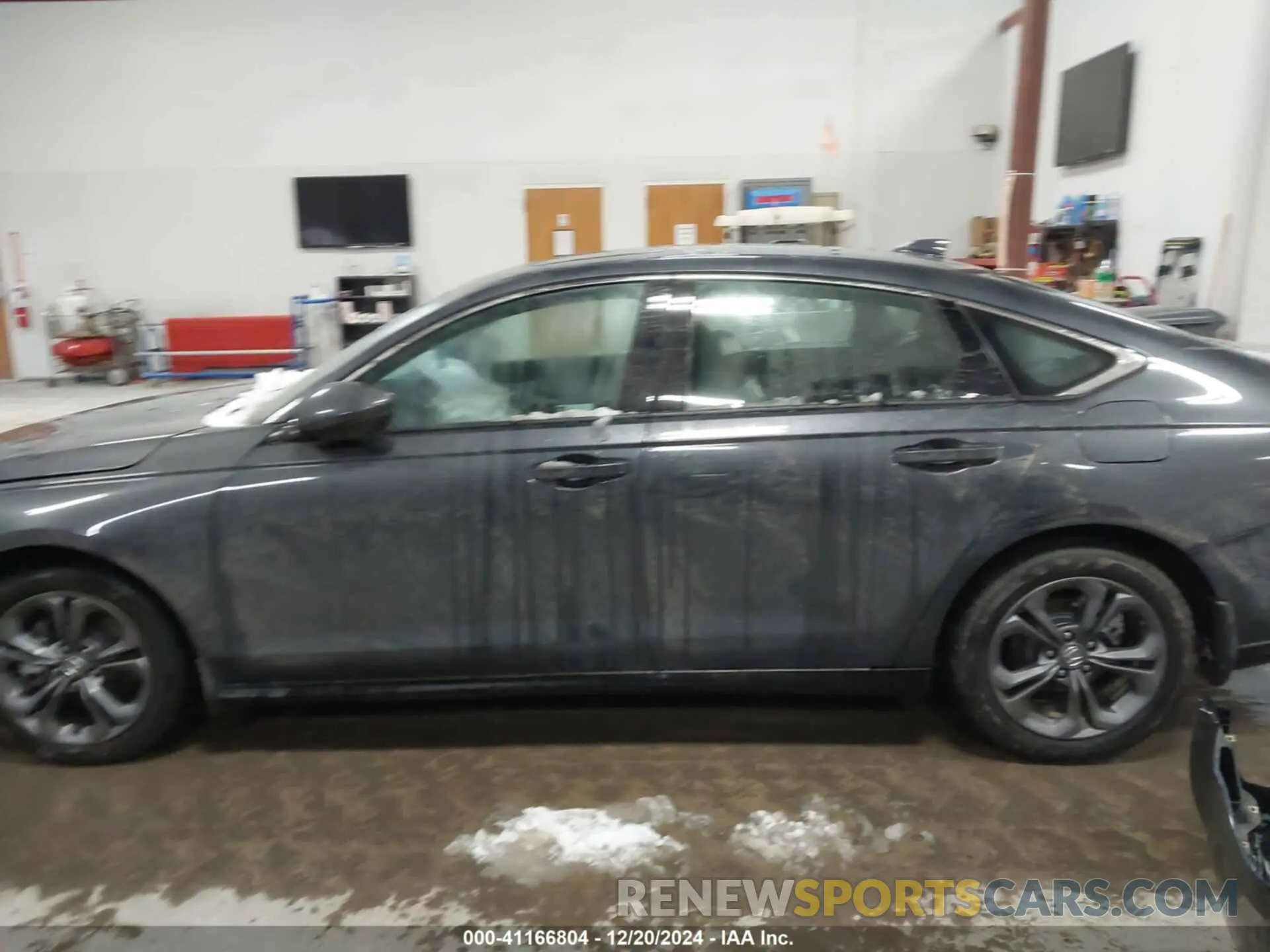 15 Photograph of a damaged car 1HGCY2F63RA078892 HONDA ACCORD 2024