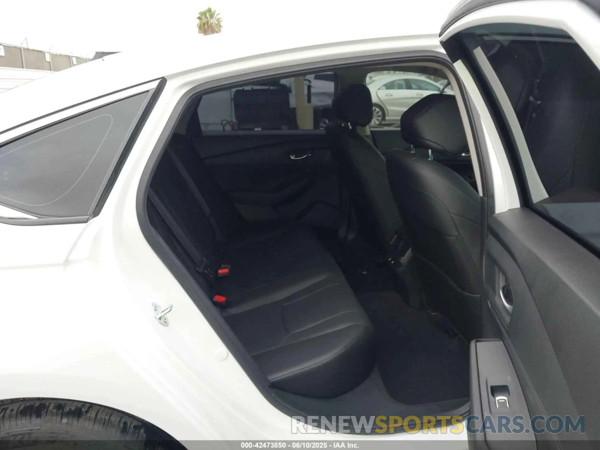 8 Photograph of a damaged car 1HGCY2F63RA083090 HONDA ACCORD 2024
