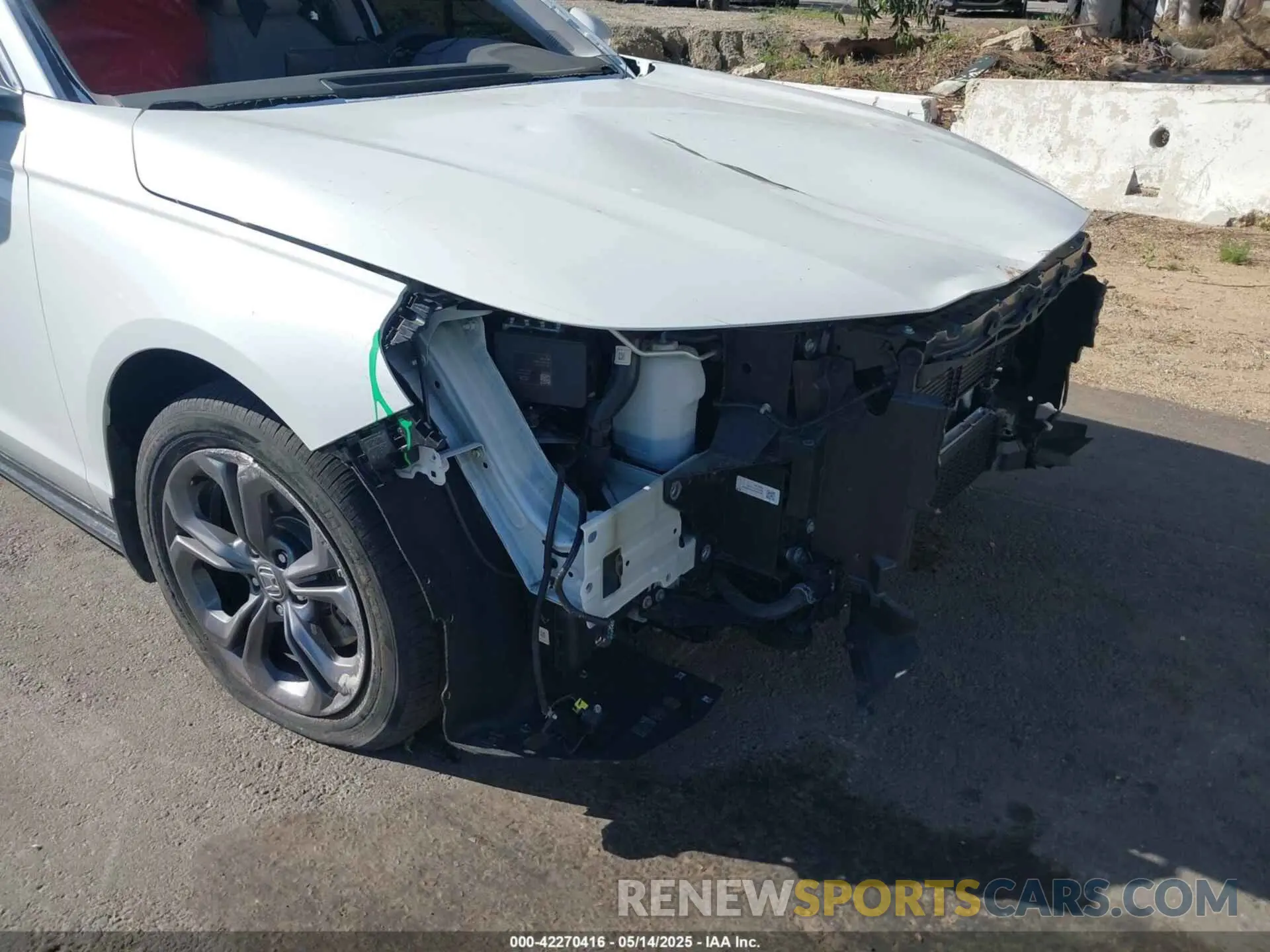 19 Photograph of a damaged car 1HGCY2F64RA039485 HONDA ACCORD 2024