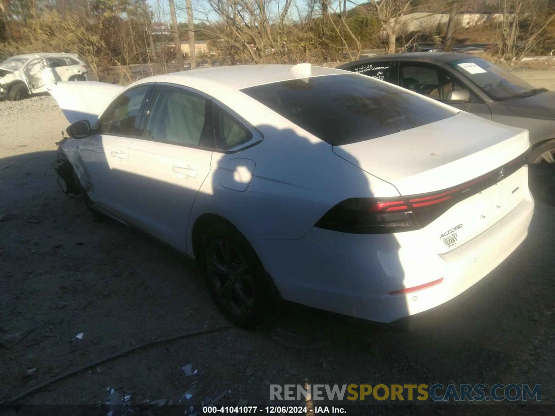 3 Photograph of a damaged car 1HGCY2F64RA076729 HONDA ACCORD 2024