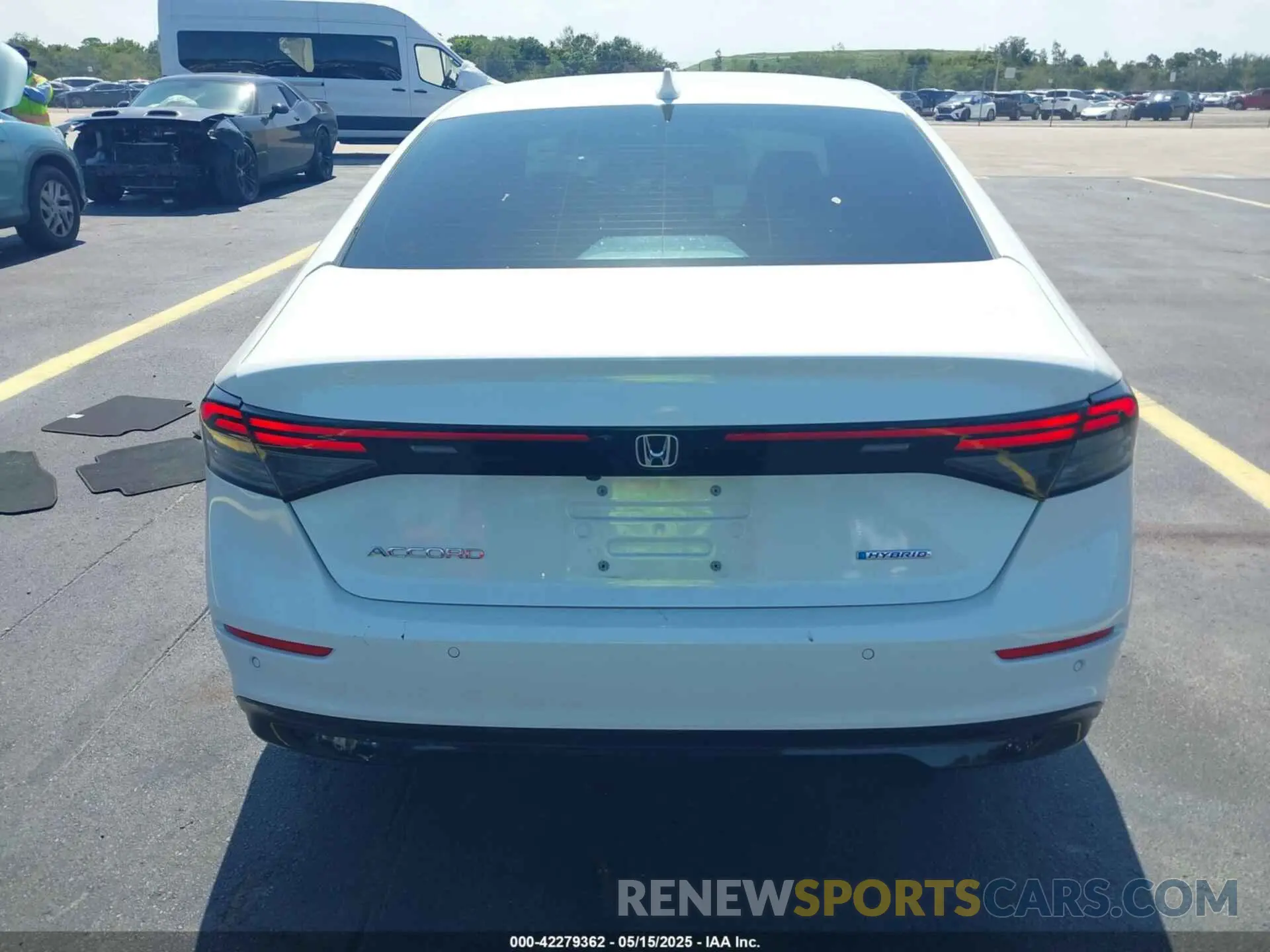 16 Photograph of a damaged car 1HGCY2F68RA052031 HONDA ACCORD 2024