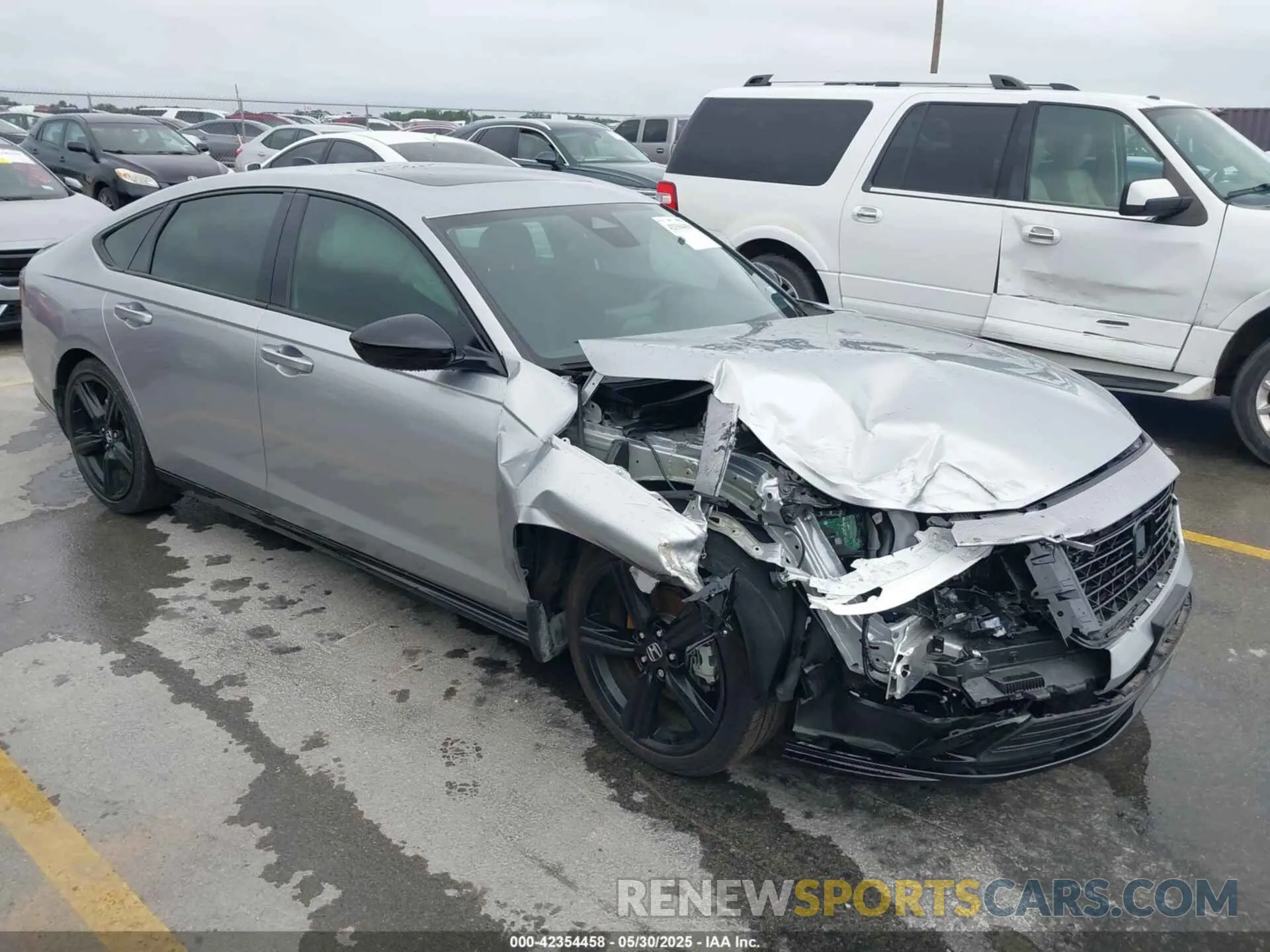 1 Photograph of a damaged car 1HGCY2F71RA032504 HONDA ACCORD 2024