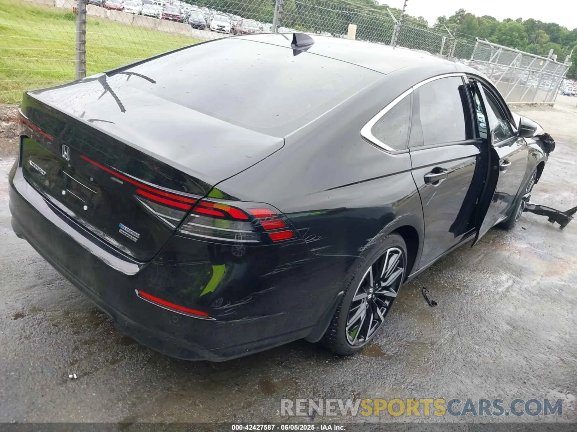 4 Photograph of a damaged car 1HGCY2F8XRA094072 HONDA ACCORD 2024