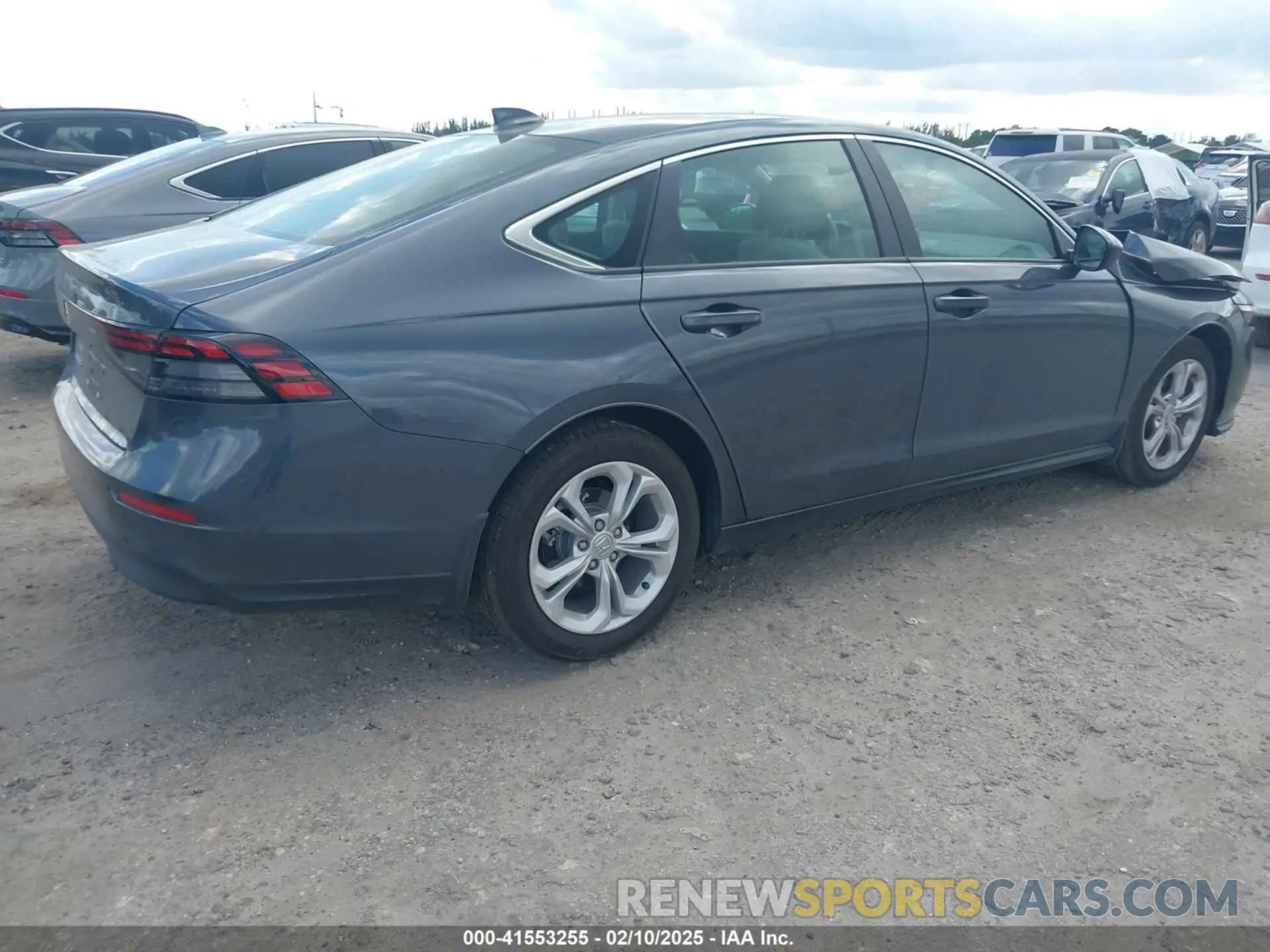4 Photograph of a damaged car 1HGCY1F23SA001680 HONDA ACCORD 2025