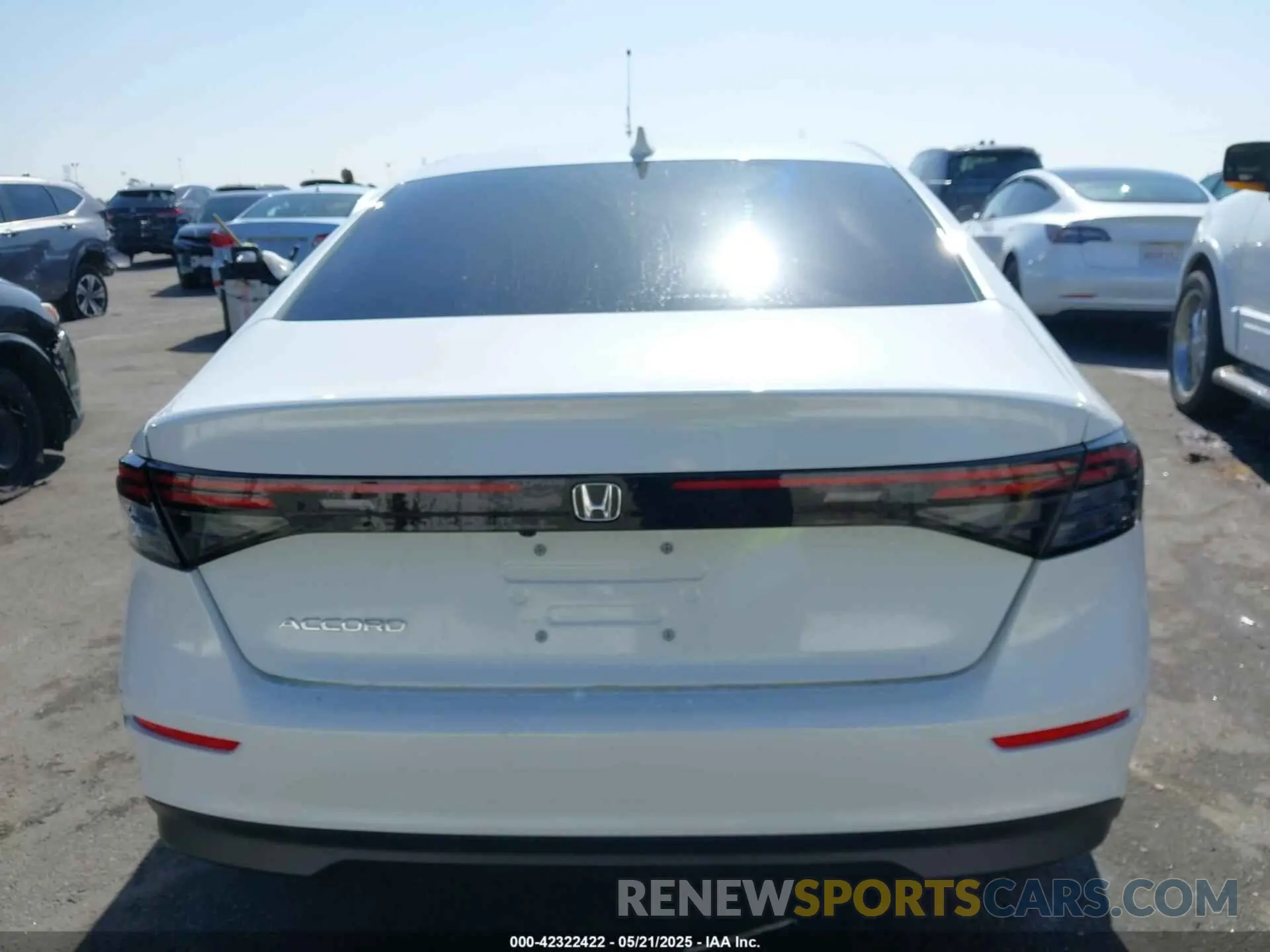 17 Photograph of a damaged car 1HGCY1F2XSA005810 HONDA ACCORD 2025