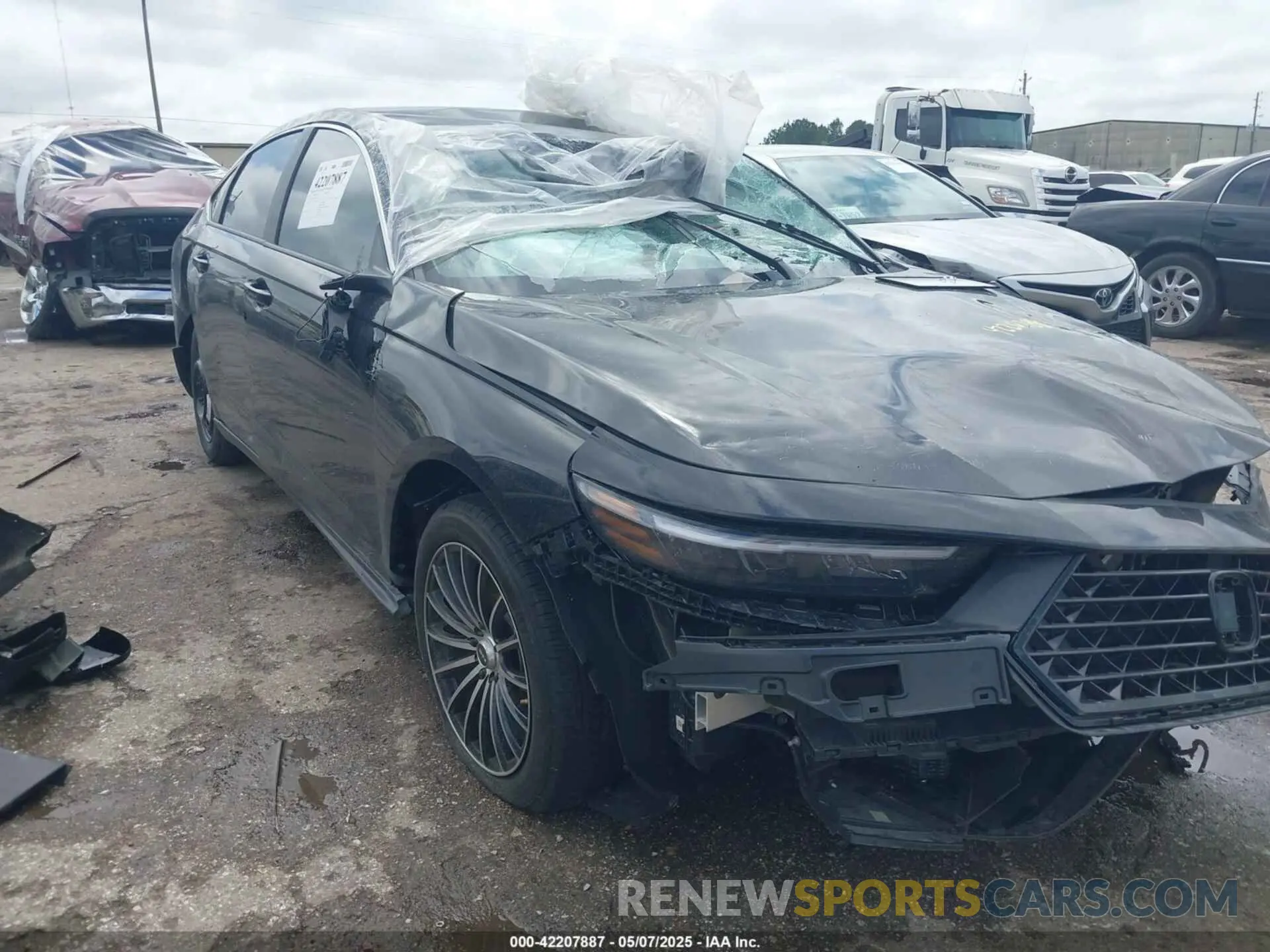 1 Photograph of a damaged car 1HGCY1F2XSA015253 HONDA ACCORD 2025