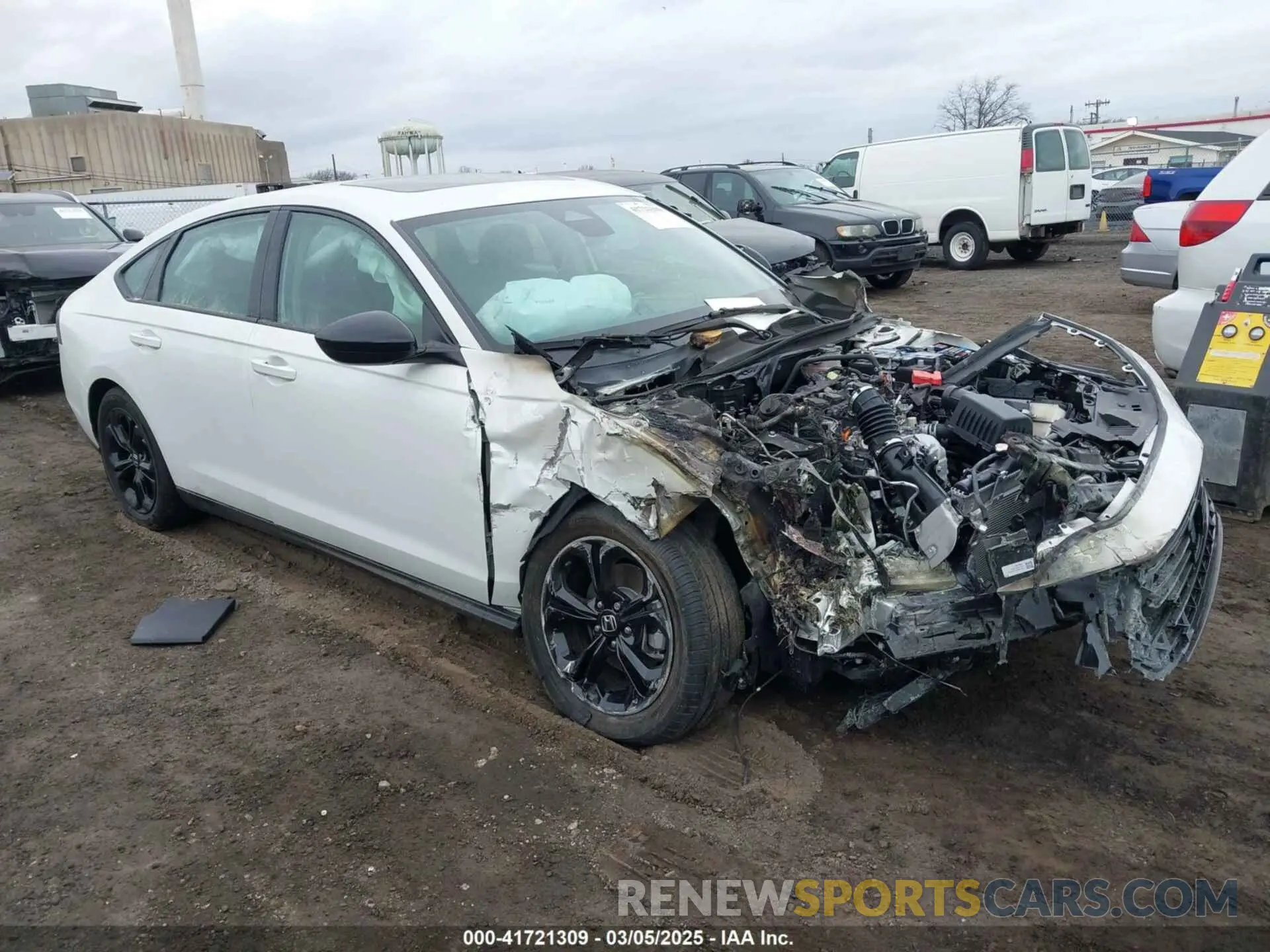 1 Photograph of a damaged car 1HGCY1F40SA014758 HONDA ACCORD 2025