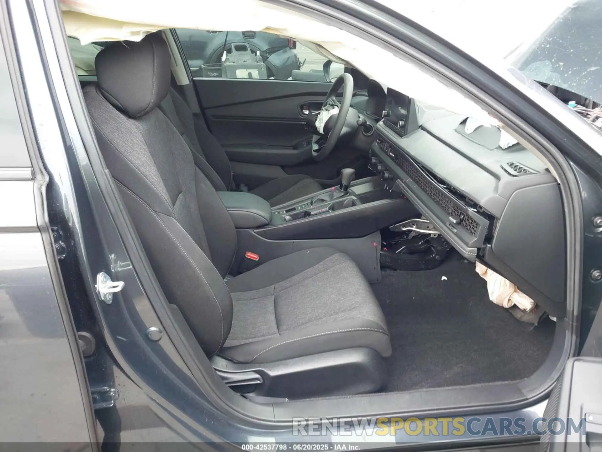 5 Photograph of a damaged car 1HGCY1F44SA002743 HONDA ACCORD 2025