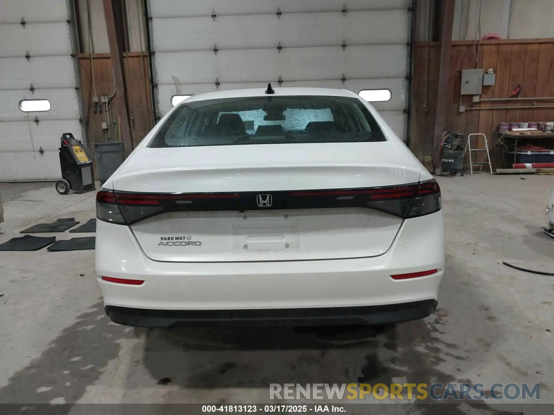 17 Photograph of a damaged car 1HGCY1F49SA000356 HONDA ACCORD 2025