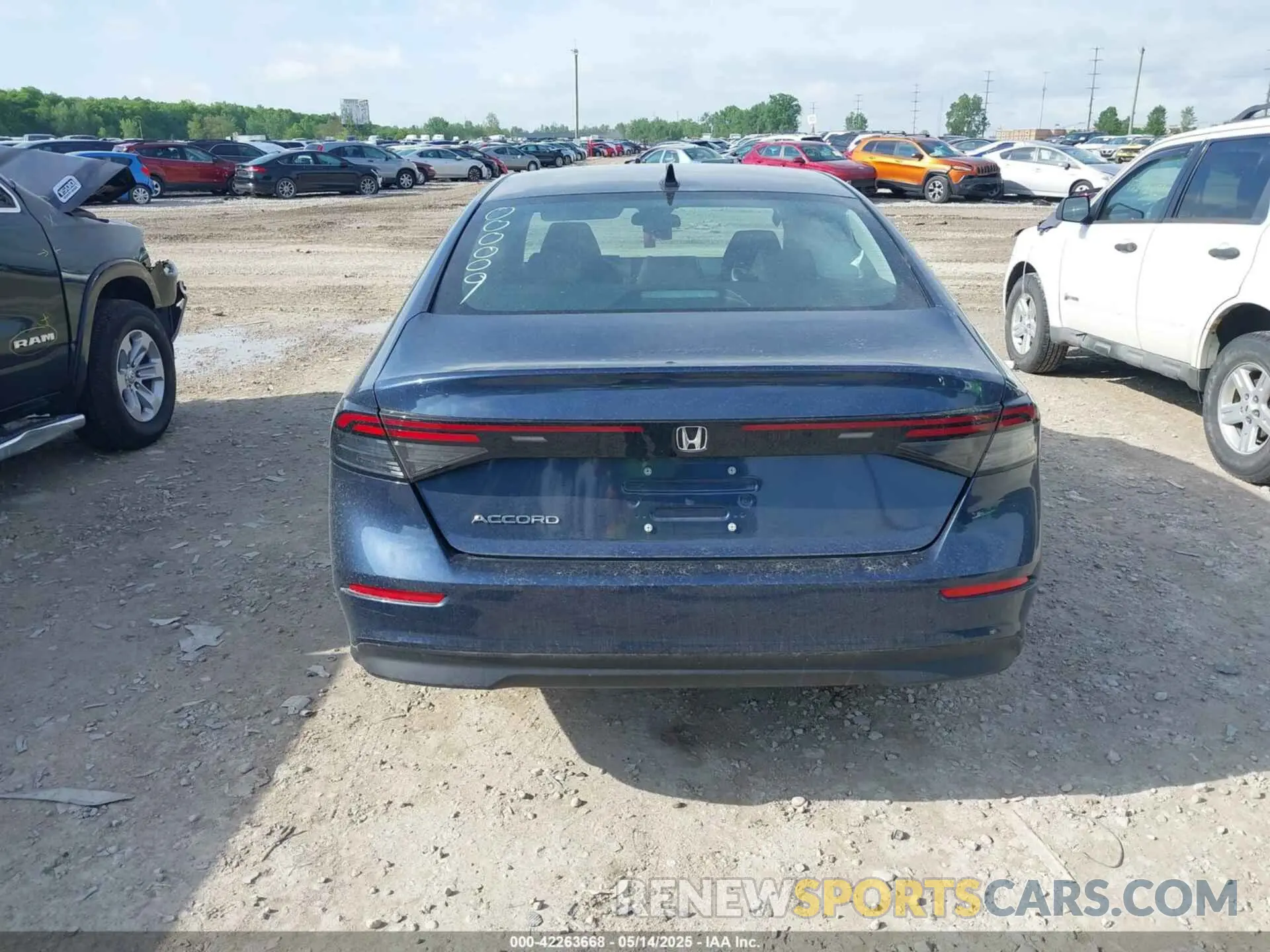 16 Photograph of a damaged car 1HGCY1F4XSA000009 HONDA ACCORD 2025