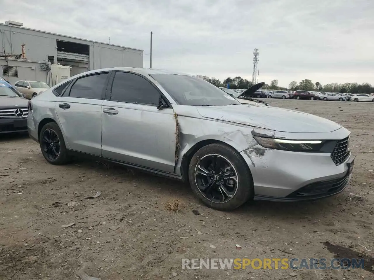 4 Photograph of a damaged car 1HGCY1F4XSA001337 HONDA ACCORD 2025