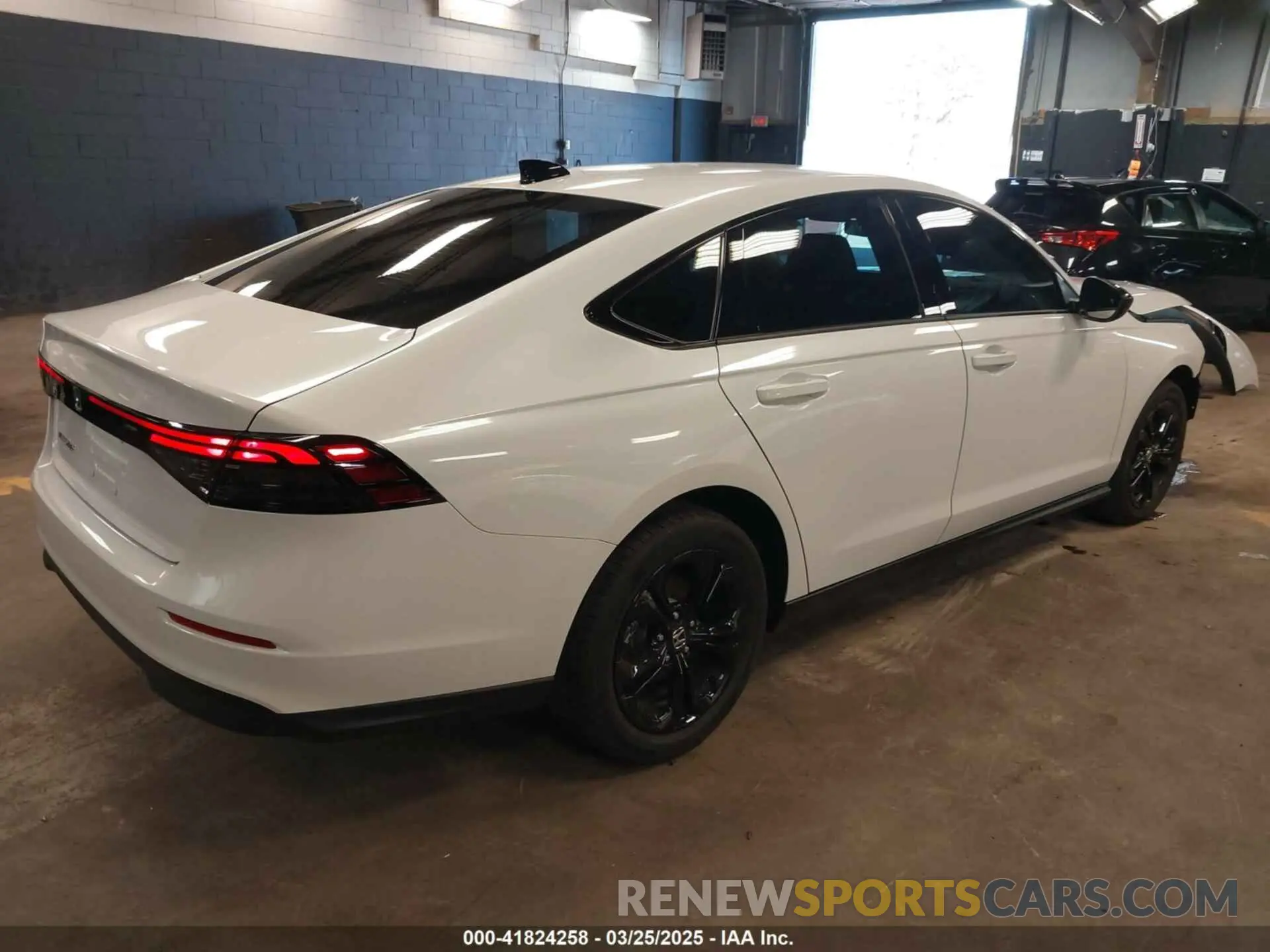 4 Photograph of a damaged car 1HGCY1F4XSA005985 HONDA ACCORD 2025
