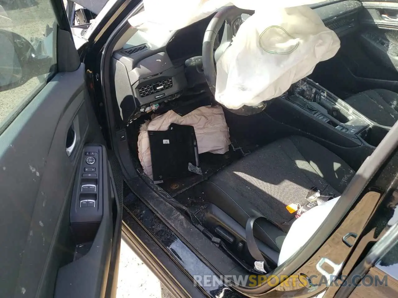 8 Photograph of a damaged car 1HGCY1F4XSA800003 HONDA ACCORD 2025