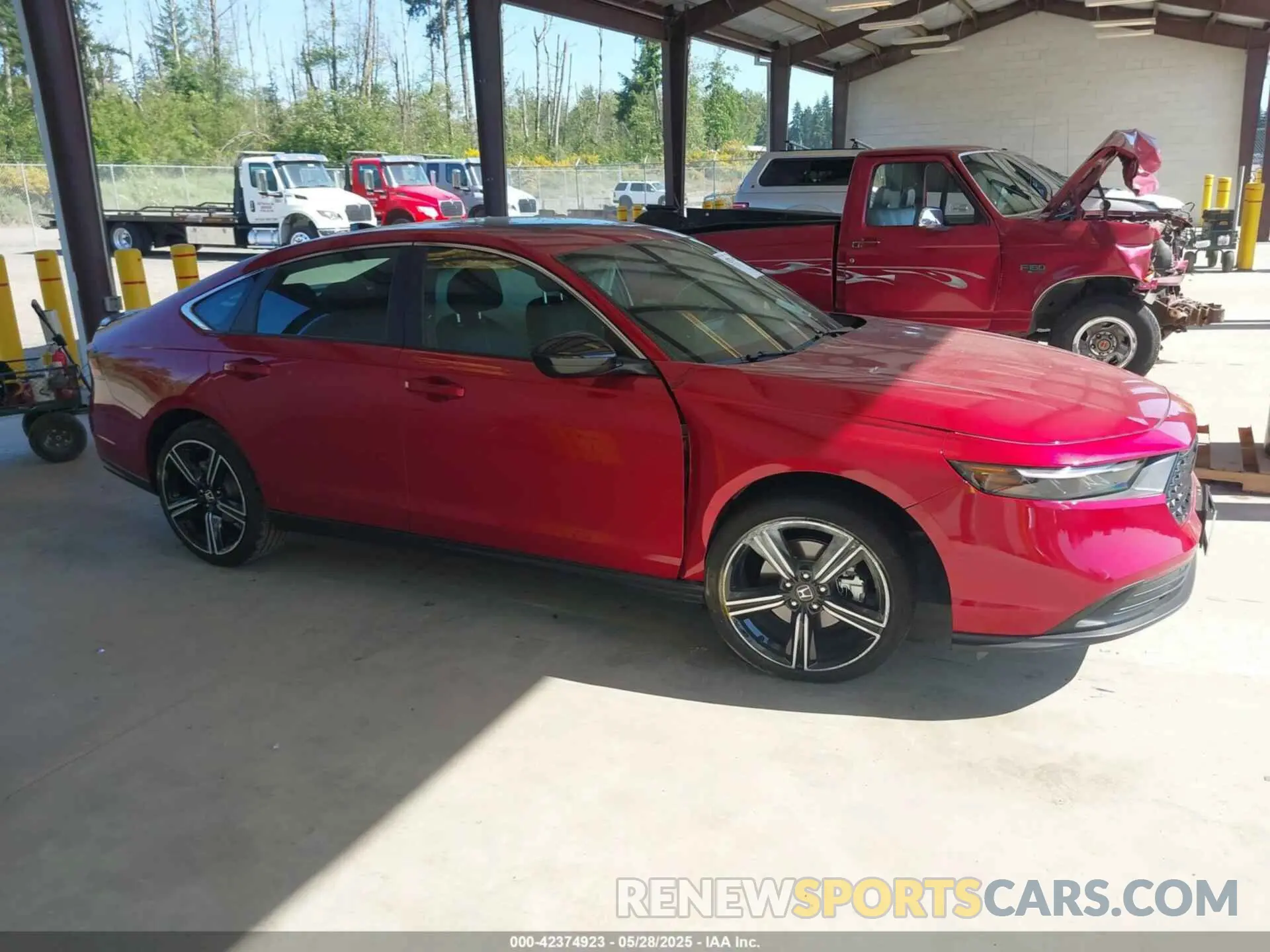 13 Photograph of a damaged car 1HGCY2F56SA005674 HONDA ACCORD 2025