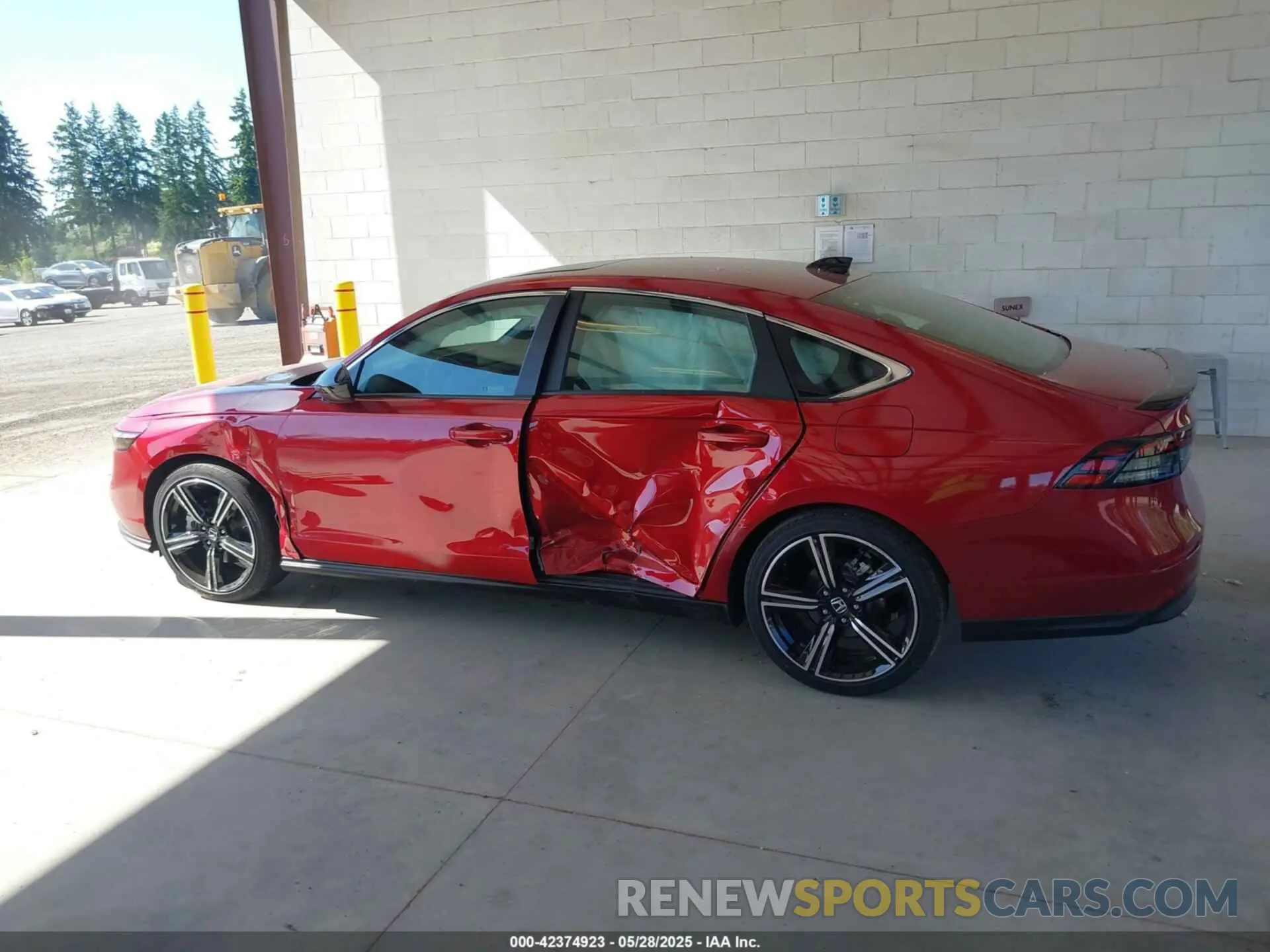 14 Photograph of a damaged car 1HGCY2F56SA005674 HONDA ACCORD 2025