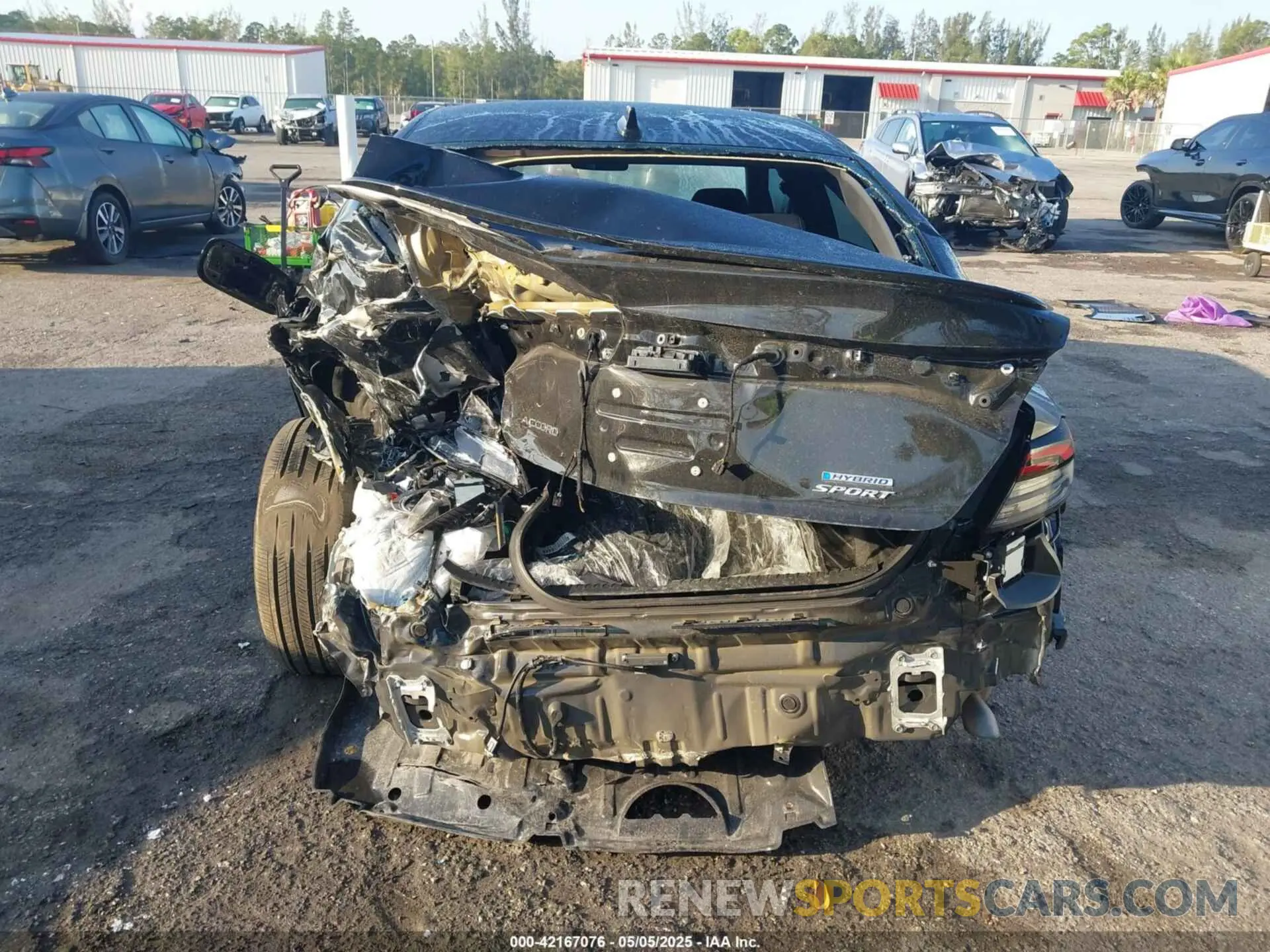 17 Photograph of a damaged car 1HGCY2F59SA019312 HONDA ACCORD 2025