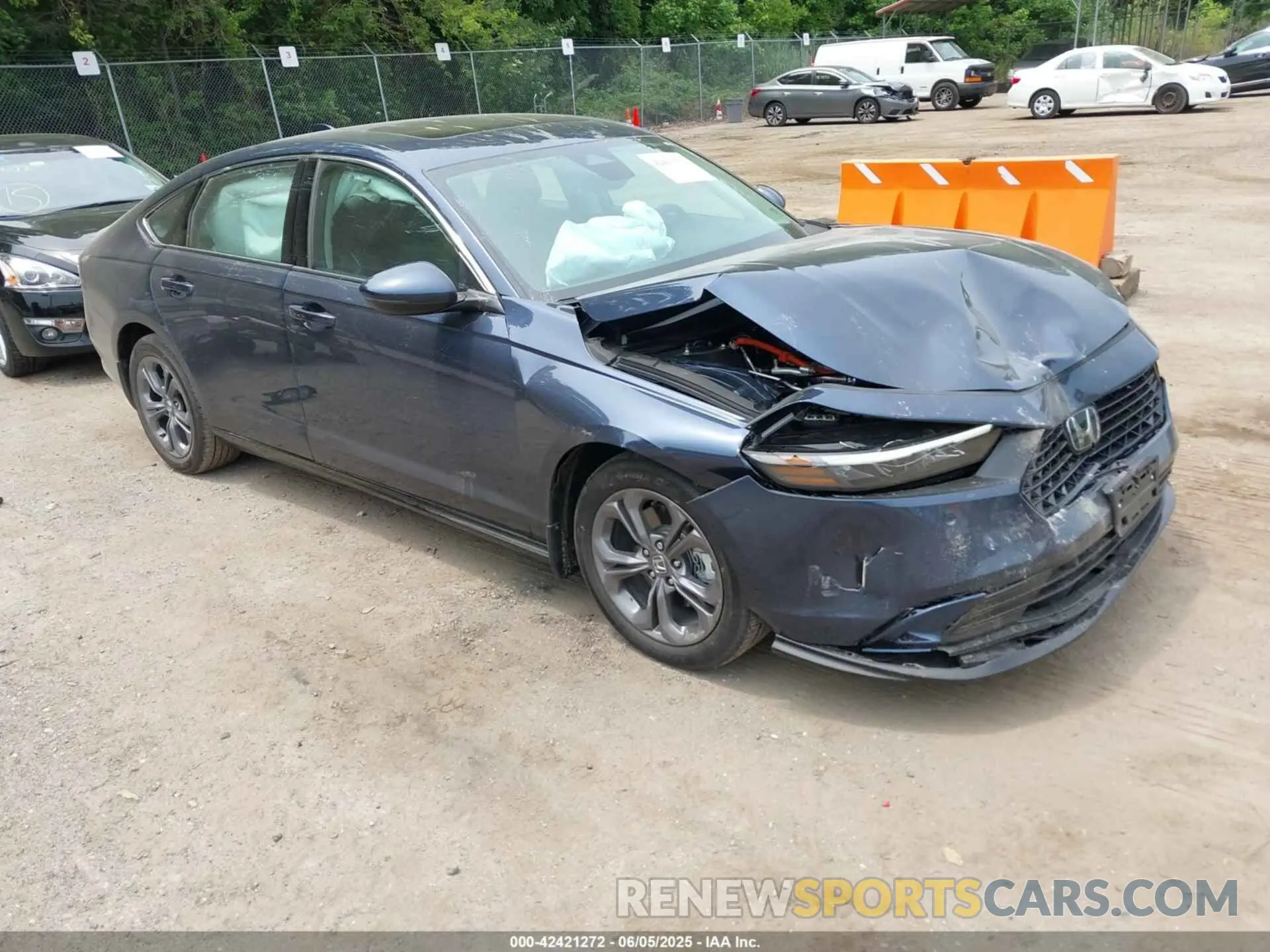 1 Photograph of a damaged car 1HGCY2F64SA043493 HONDA ACCORD 2025
