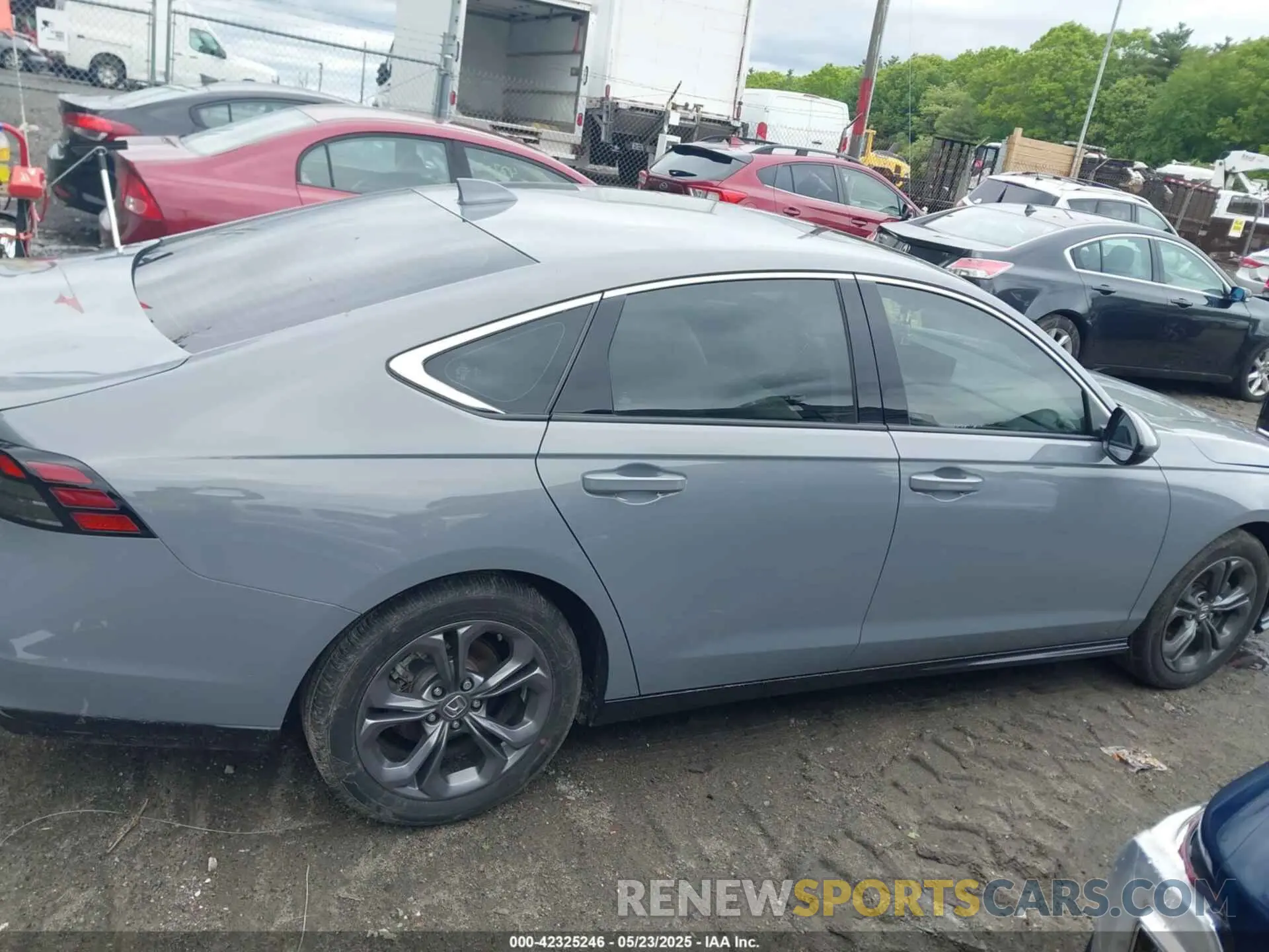 13 Photograph of a damaged car 1HGCY2F66SA015470 HONDA ACCORD 2025