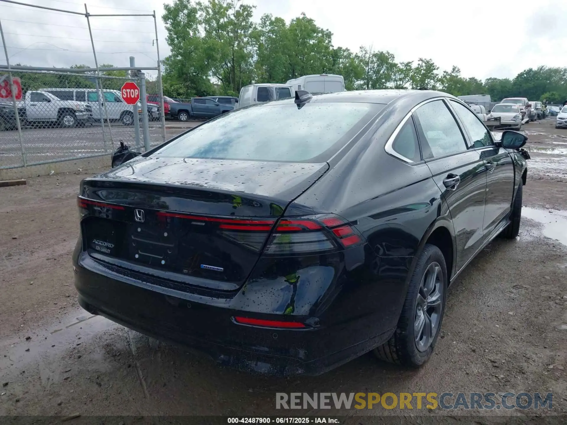 4 Photograph of a damaged car 1HGCY2F68SA023974 HONDA ACCORD 2025