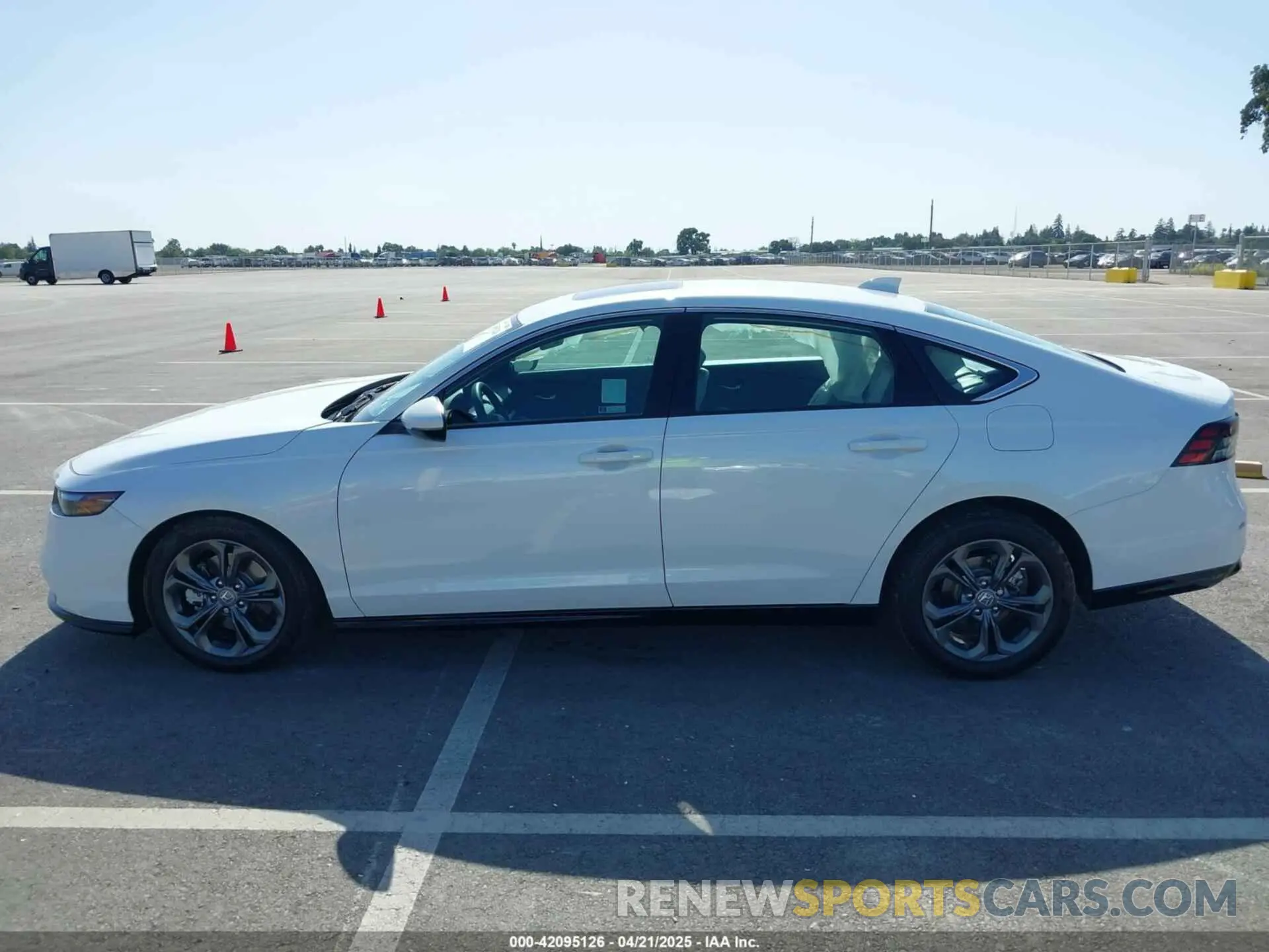 14 Photograph of a damaged car 1HGCY2F6XSA016962 HONDA ACCORD 2025