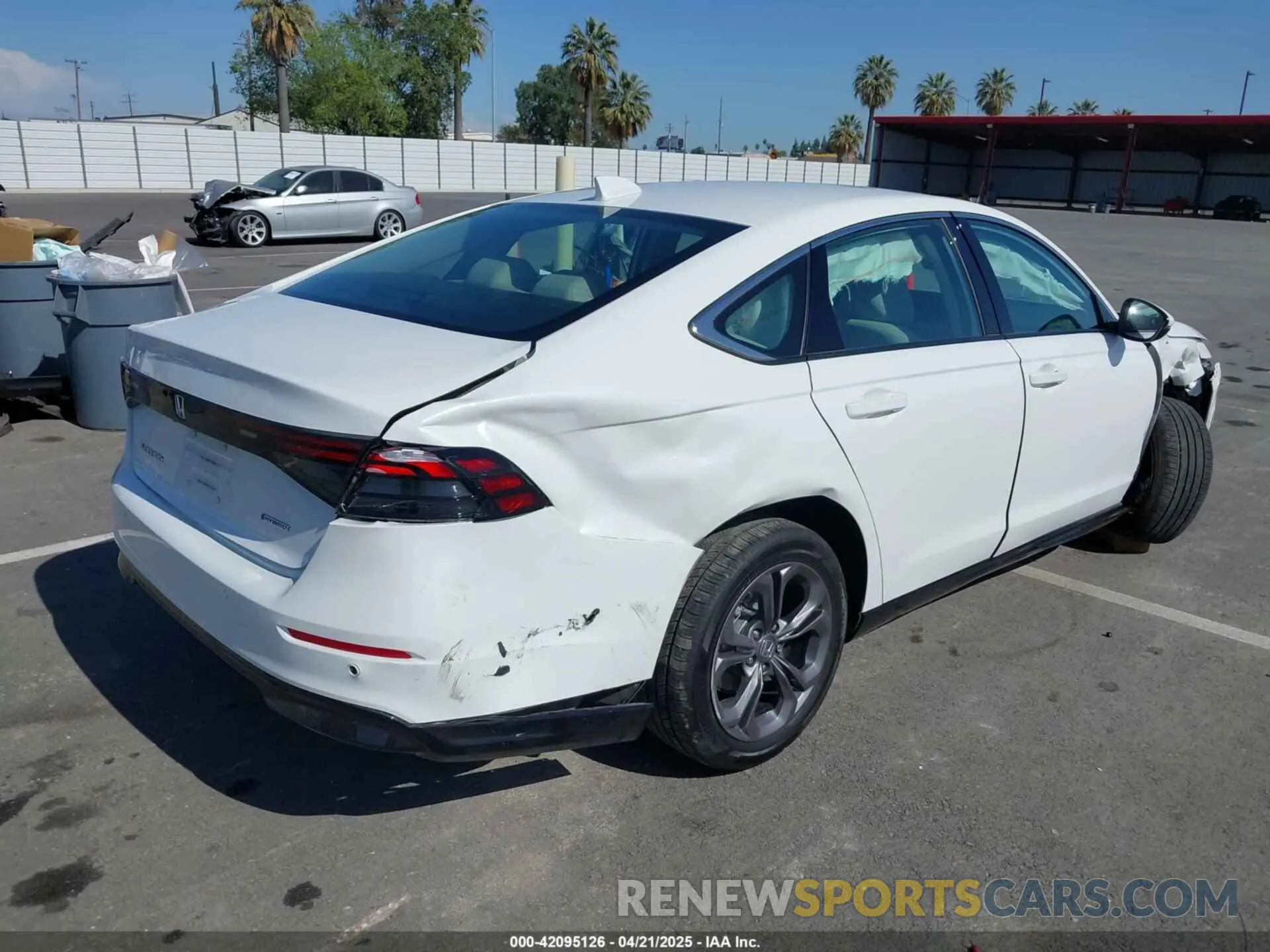 4 Photograph of a damaged car 1HGCY2F6XSA016962 HONDA ACCORD 2025