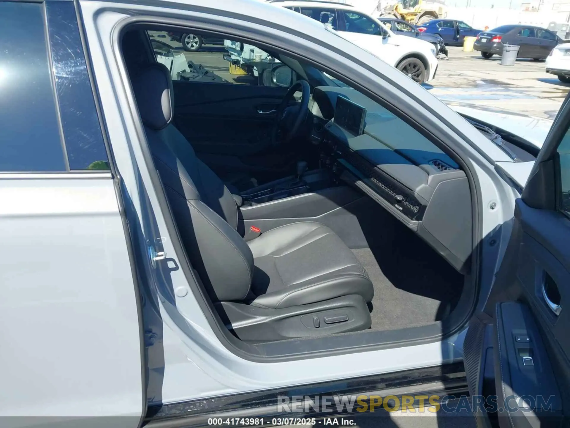 5 Photograph of a damaged car 1HGCY2F74SA008753 HONDA ACCORD 2025