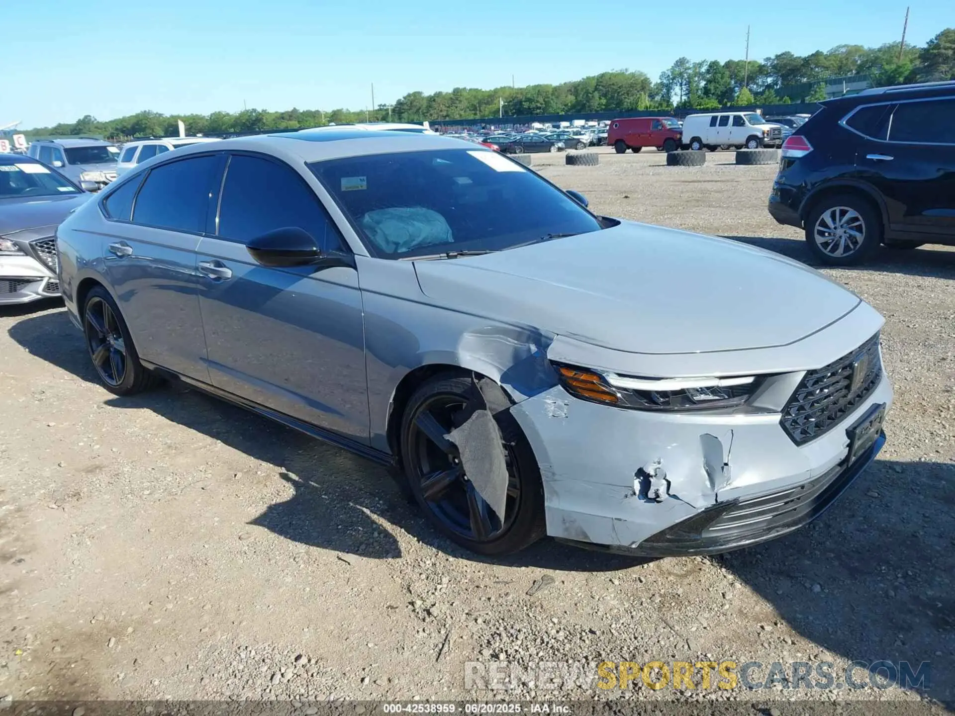 1 Photograph of a damaged car 1HGCY2F78SA030464 HONDA ACCORD 2025