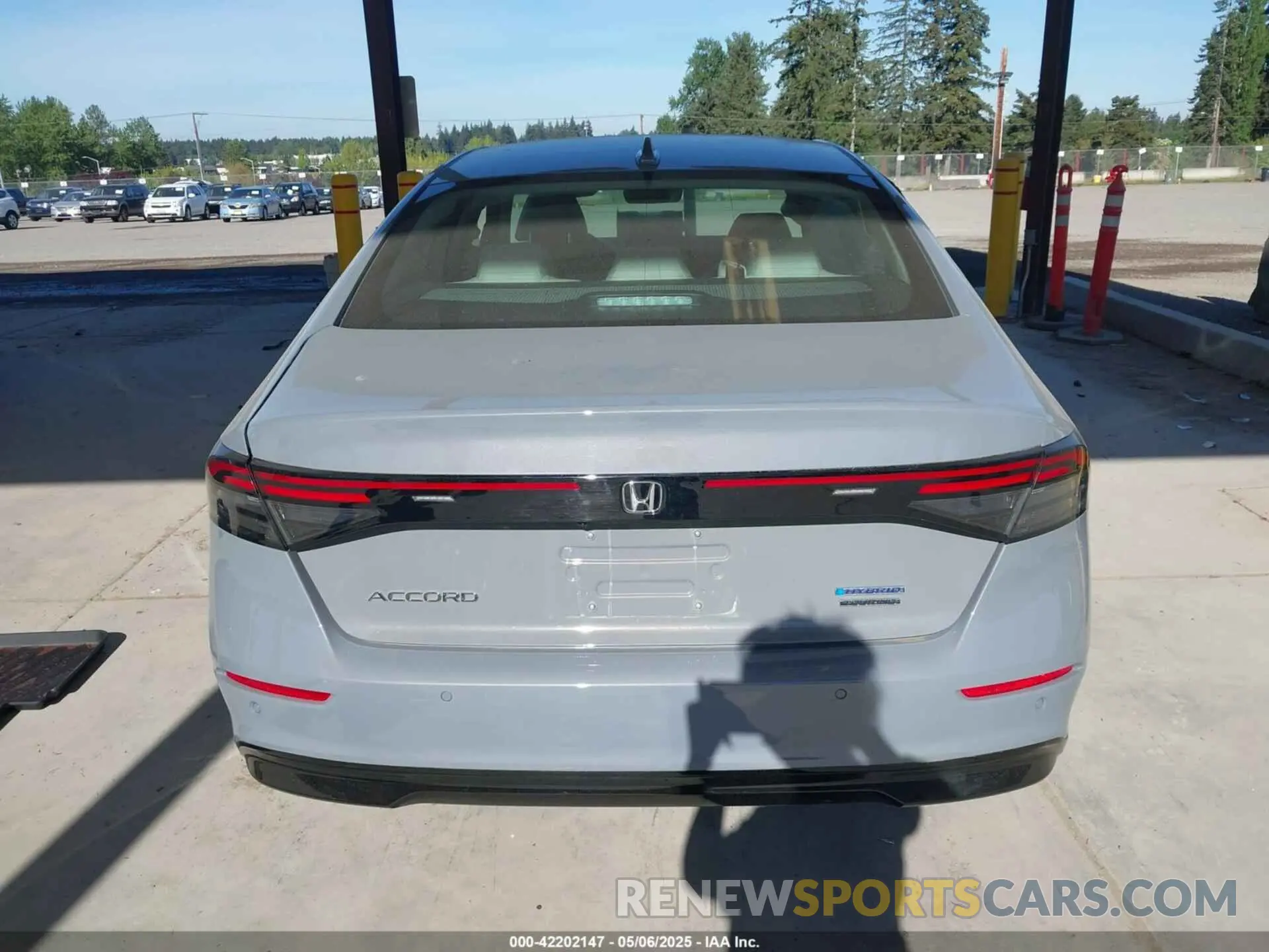 16 Photograph of a damaged car 1HGCY2F83SA004766 HONDA ACCORD 2025