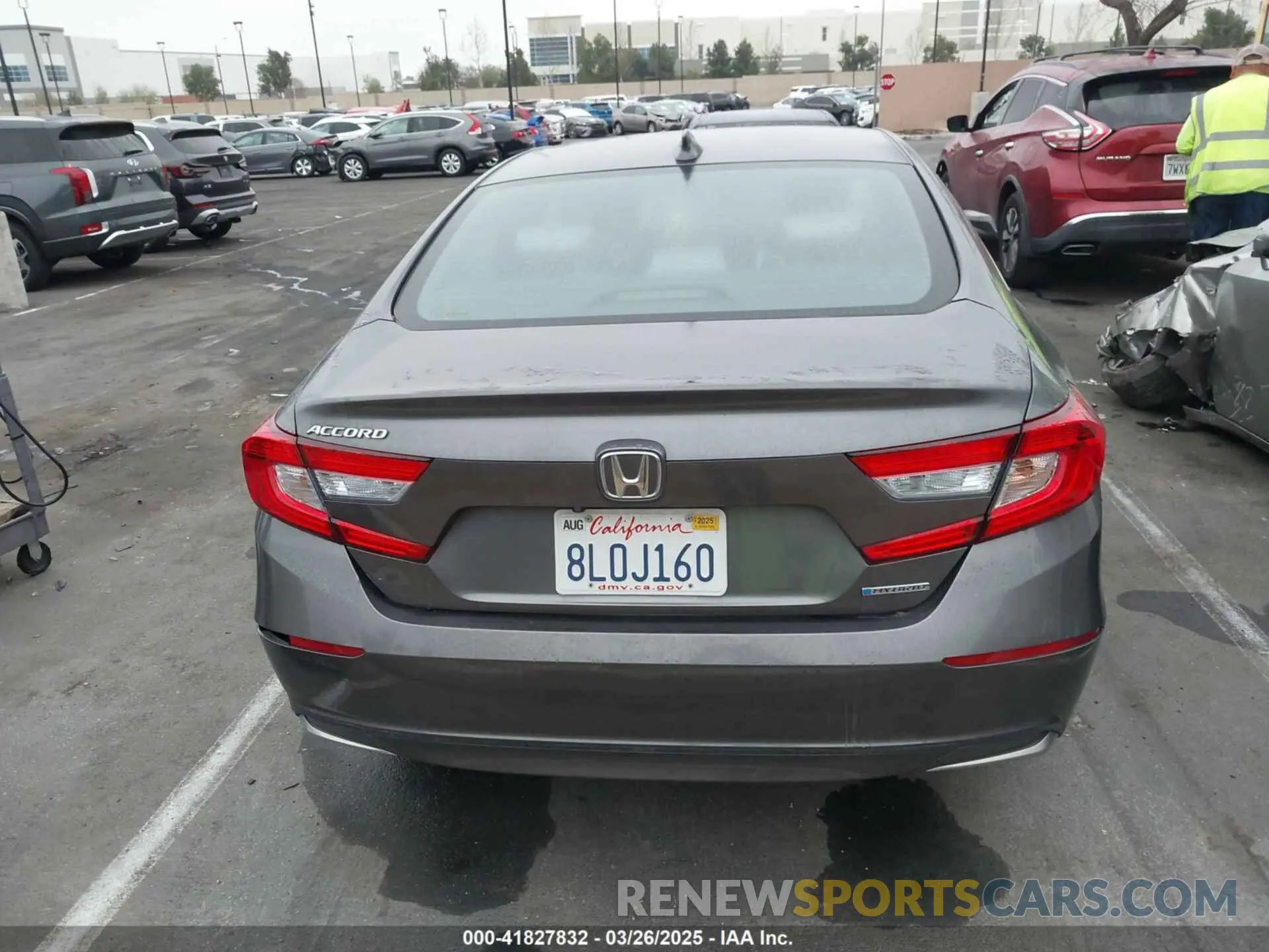 17 Photograph of a damaged car 1HGCV3F10KA017539 HONDA ACCORD HYBRID 2019